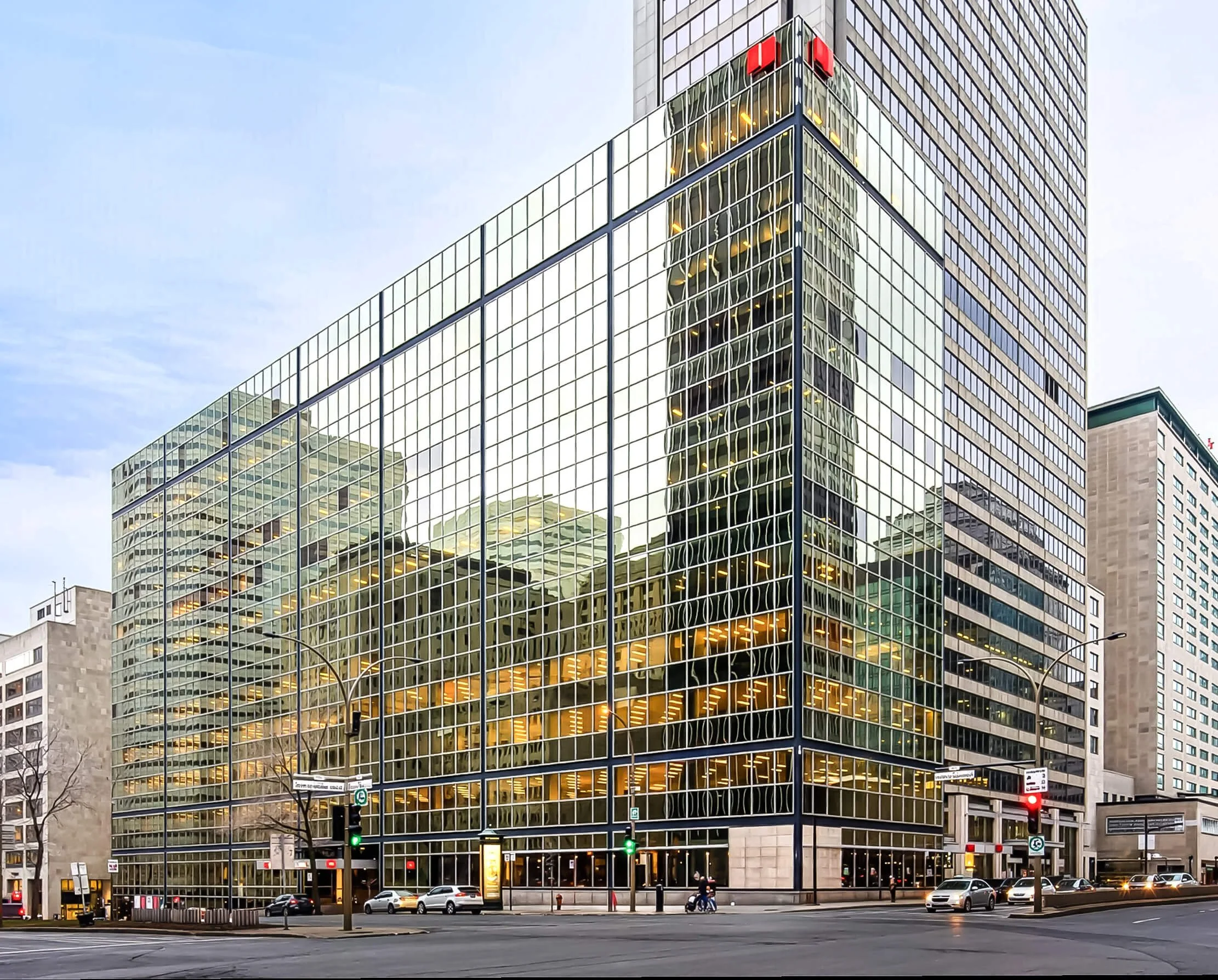 700 Rene Levesque 2.jpg