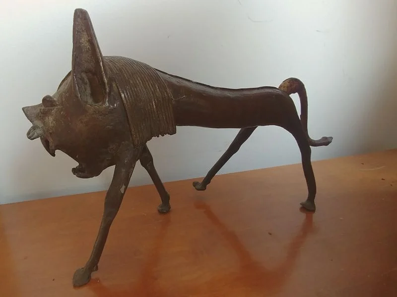 bronzelion.jpg