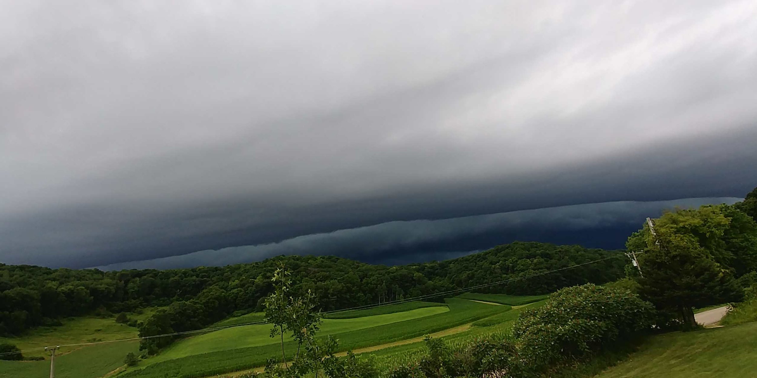 20190720_134858_HDRwallcloud7.jpg