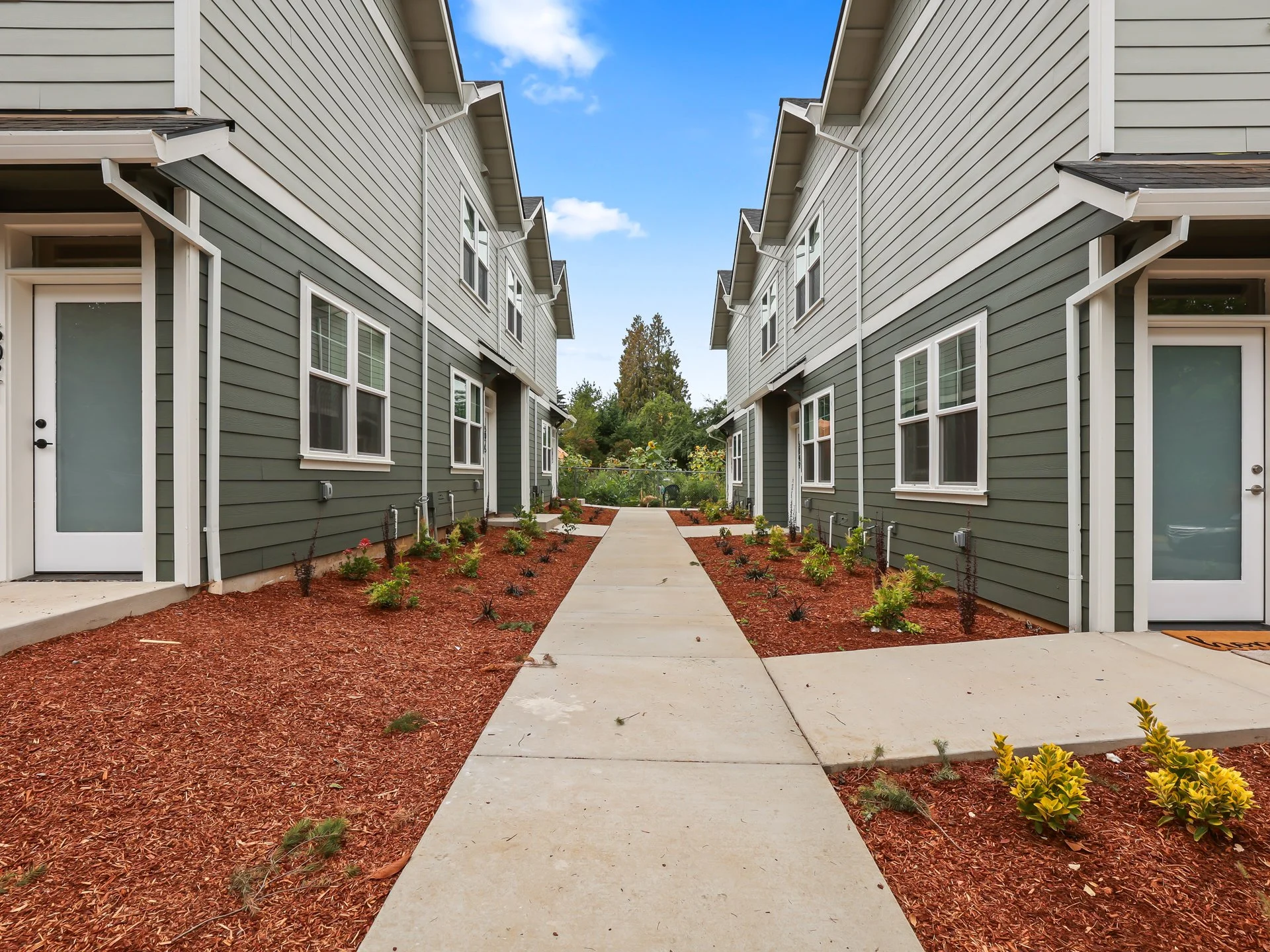 5033 NE 47th Pl - MLS-58.jpg