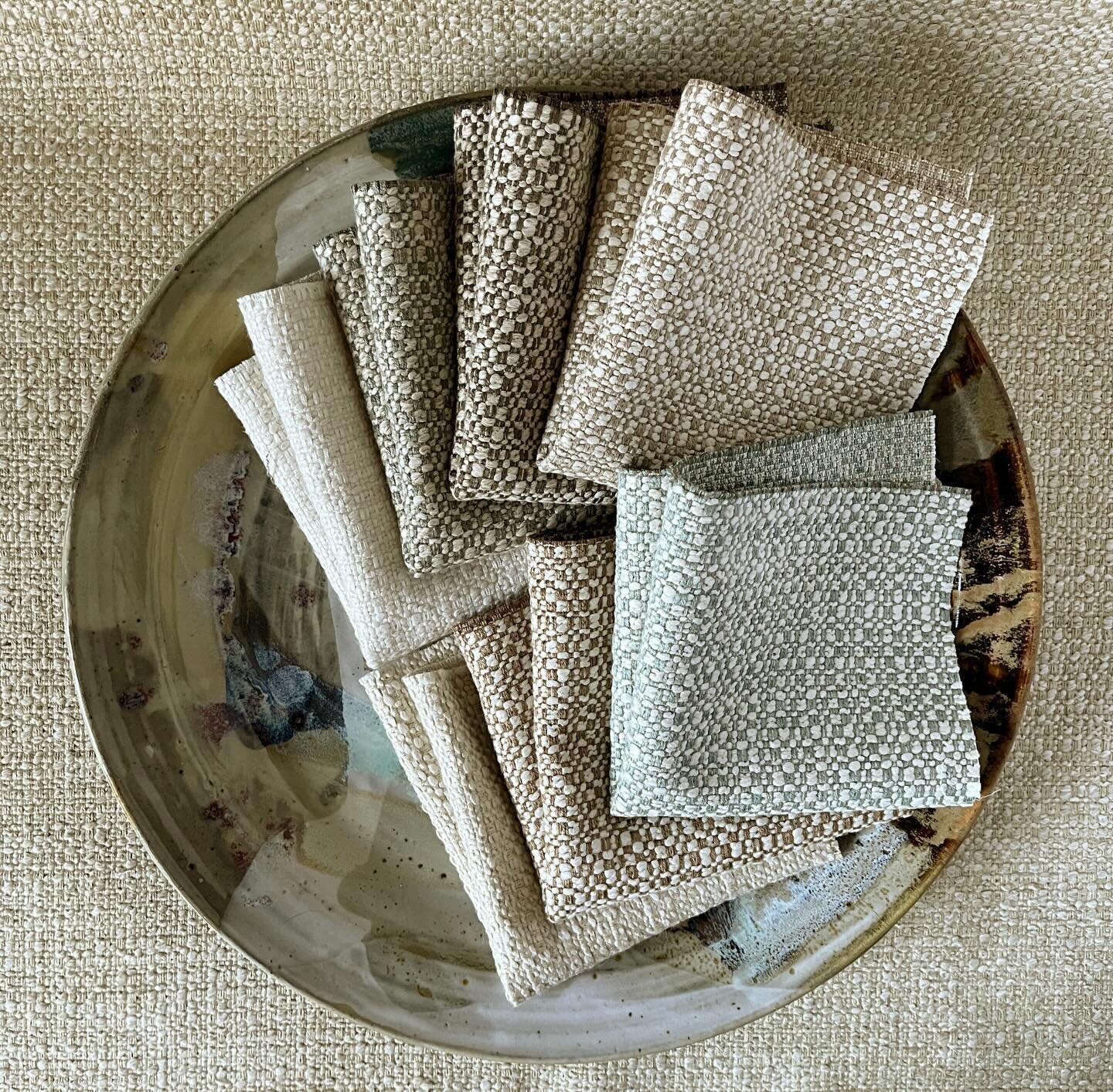 ✨NEW ✨
Dorset is one of the newest additions to the @suzannetuckerhome textile collection, and is the quintessential embodiment of textural sophistication and understated luxury. Dorset&rsquo;s two-tone palette creates a subtle contrast, offering a s
