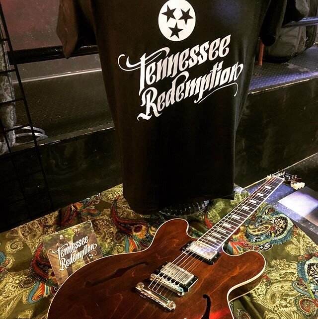@thealleylive show starts NOW! Let&rsquo;s do this!!! #tnredemption #rocknroll #blues #guitarporn #southernrock #jam #jamband #somanynotes #band #memphis