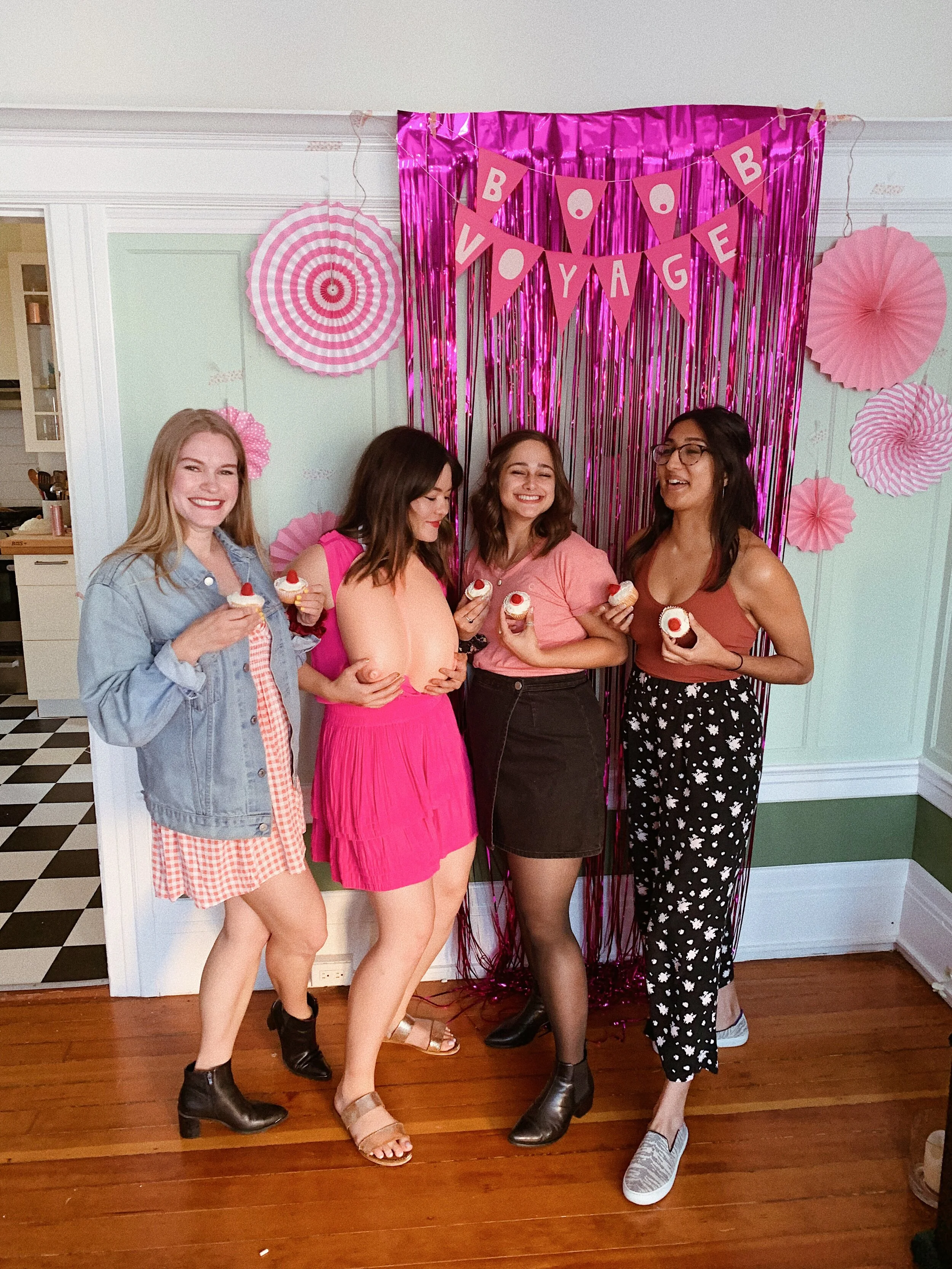 PSA, boob cupcakes are IN