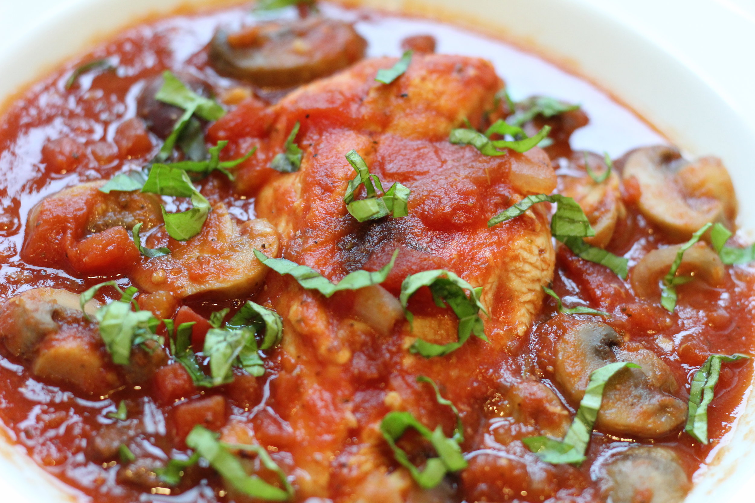 Easy Weeknight Slow Cooker Tuscan Chicken 