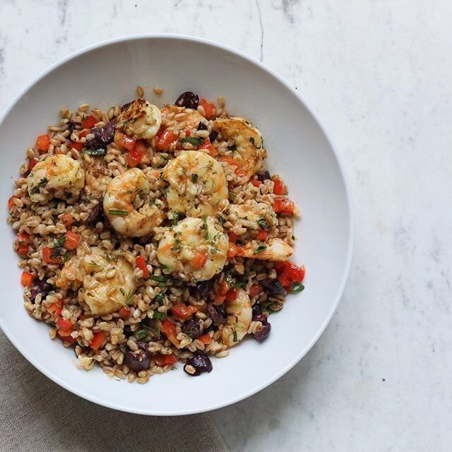 If you are in need of a simple yet delicious grilling recipe, look no further than this Grilled Lemon-Dill Shrimp Over Farro recipe. The shrimp in this recipe are marinated in an easy lemon-dill dressing, which adds a ton of flavor and a boost of vit