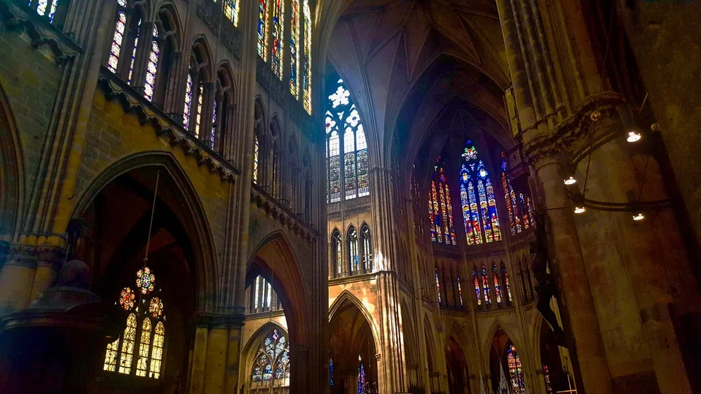 Scorpiris Schemata 蝎鹫尾图式 第一章：陌生的来客