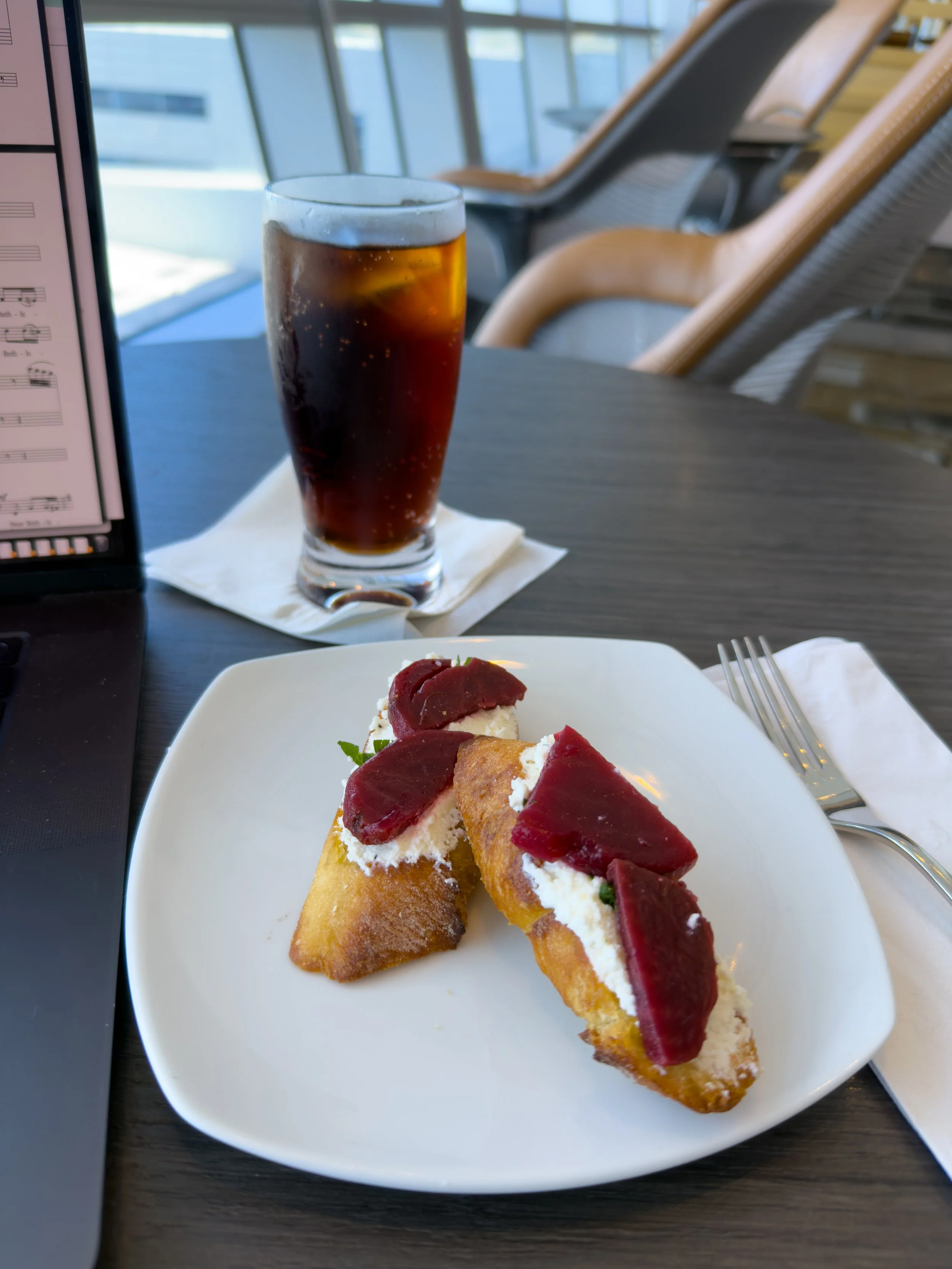 Little beet &amp; ricotta toast snack before flying