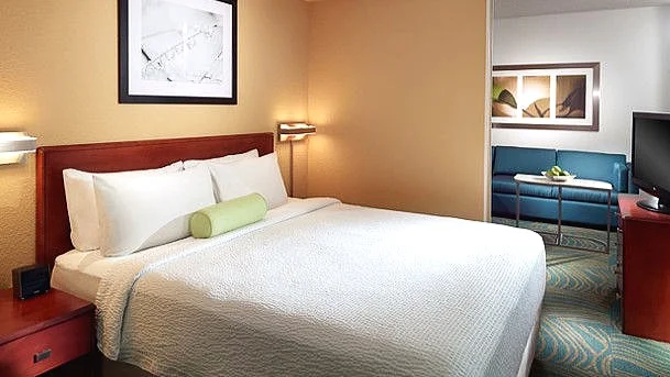 Suite - 3.jpg