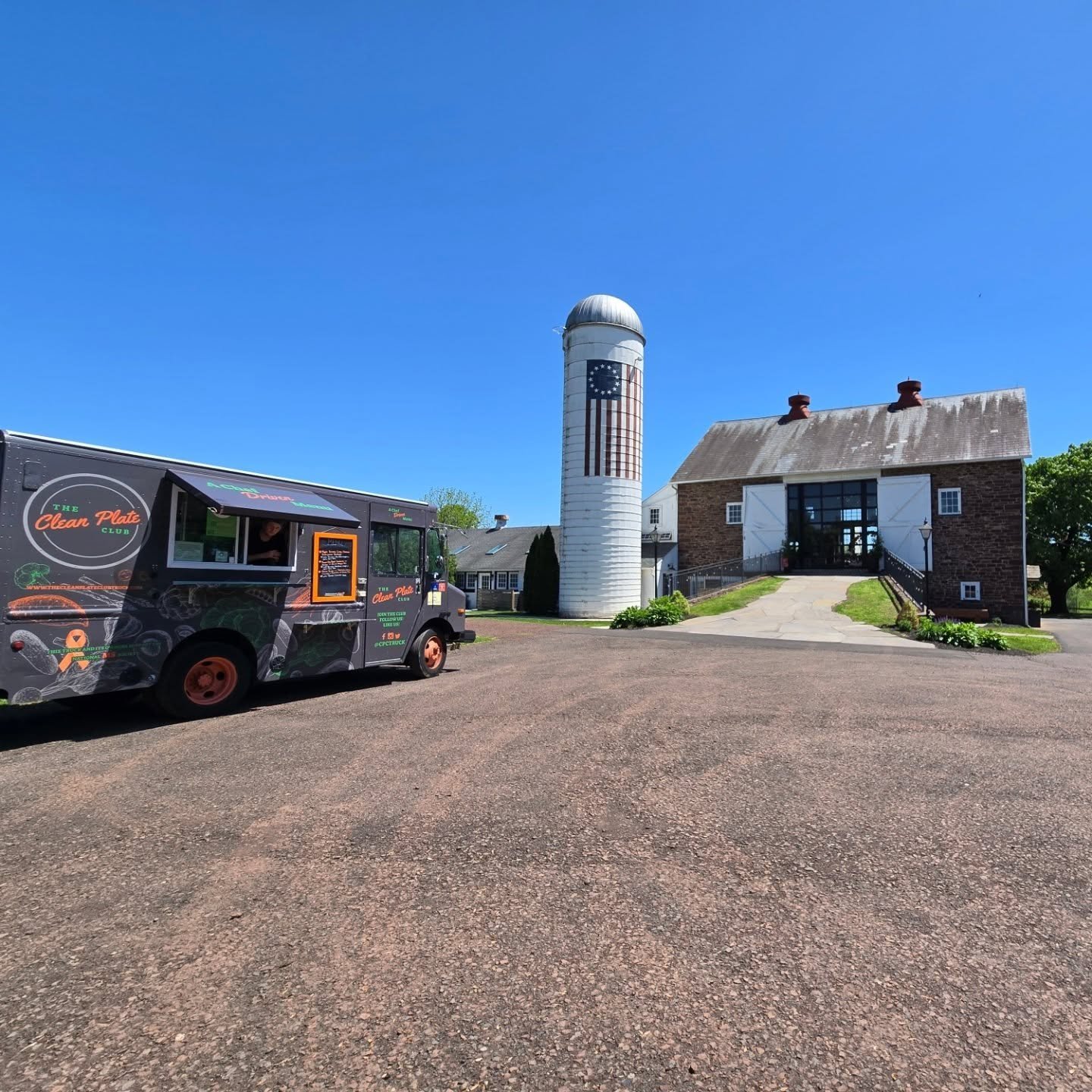 What a venue 😍 for today's graduation party!
 
@durhamhillfarm  is absolutely gorgeous.  If you're  looking for a spot to host your next event, wedding, showers, etc... this is the spot. 

Roxy looks good out front 😉. 

Congrats to the grad!
