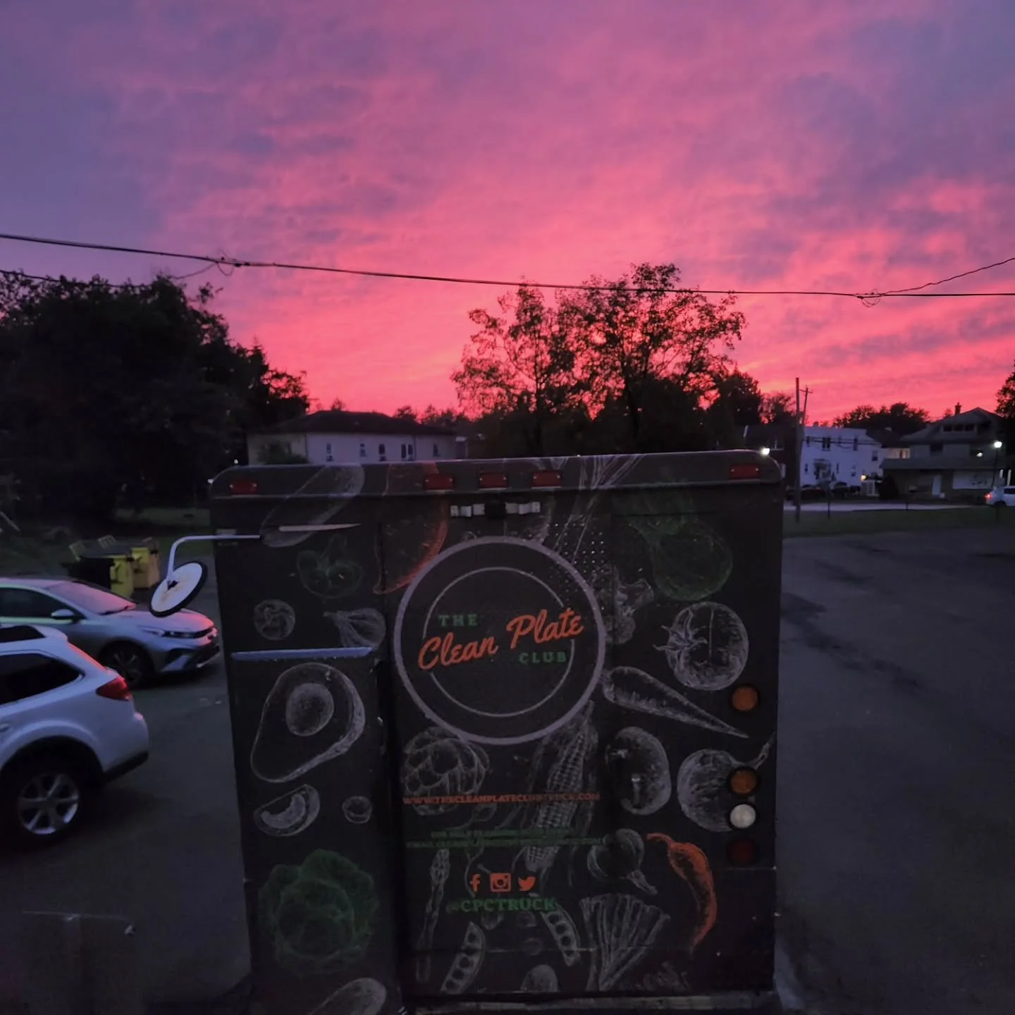 When you catch her in the perfect sunset 🩷💜