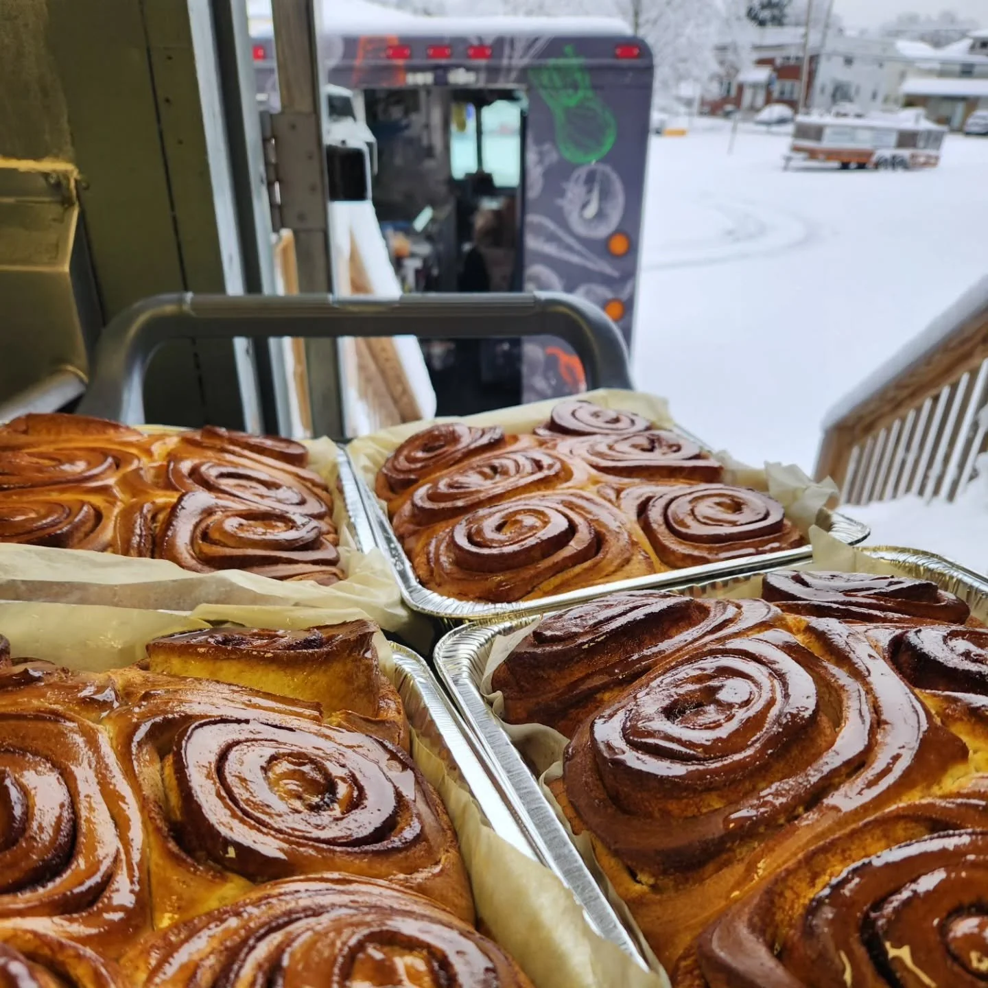 There is no better way to spend your snow day than with  these cinnamon rolls  and a beer. 

Come to brunch @billsbestbrewery ! 
10-2. 

Shovel your way out and come have the best snow day ever!