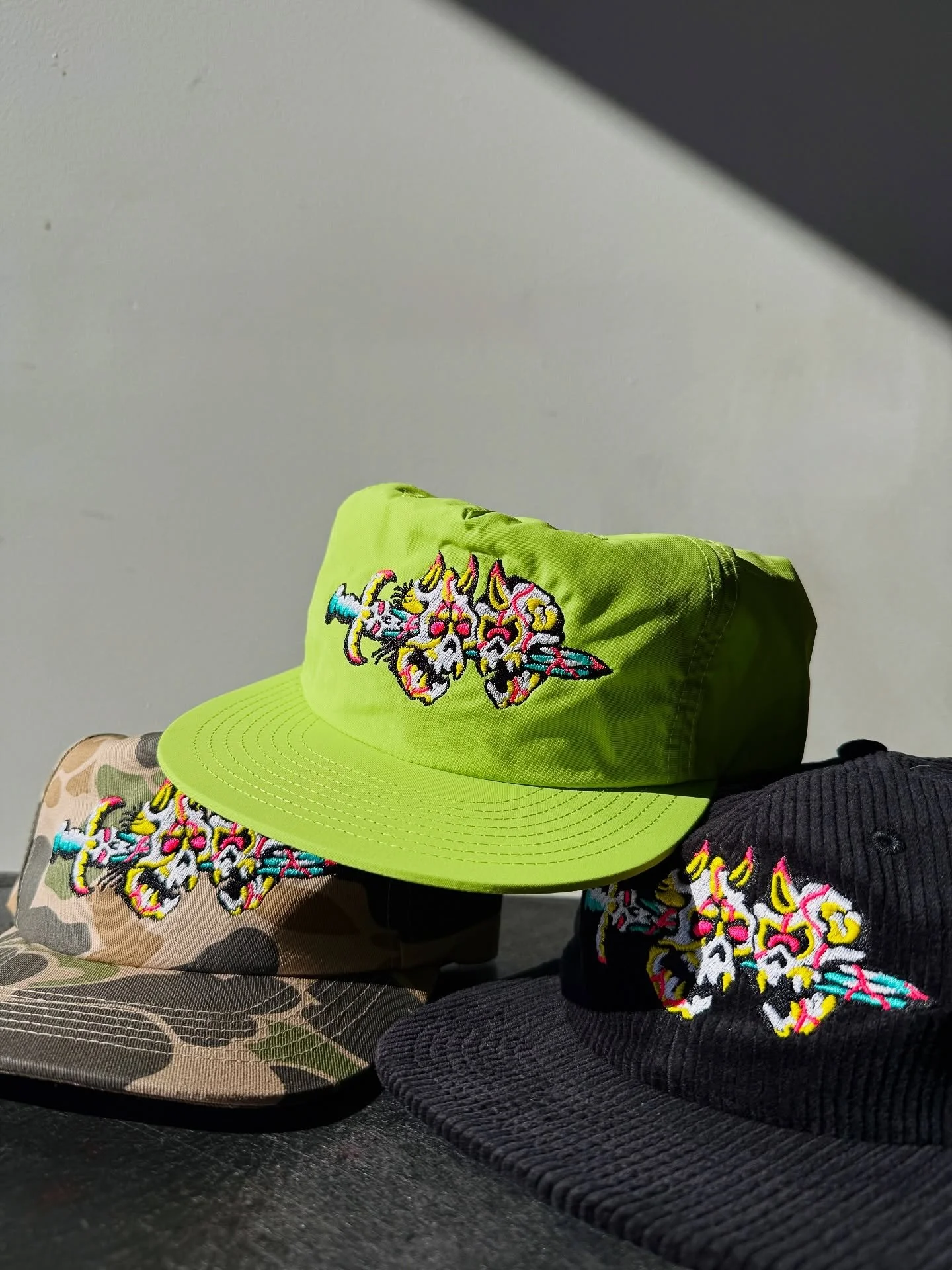 Super fun working on these crazyyy dagger skull hats for @beermoneyshop/ @tallboy666 and @krustyjane &bull; ! 
💀 💀 🗡️