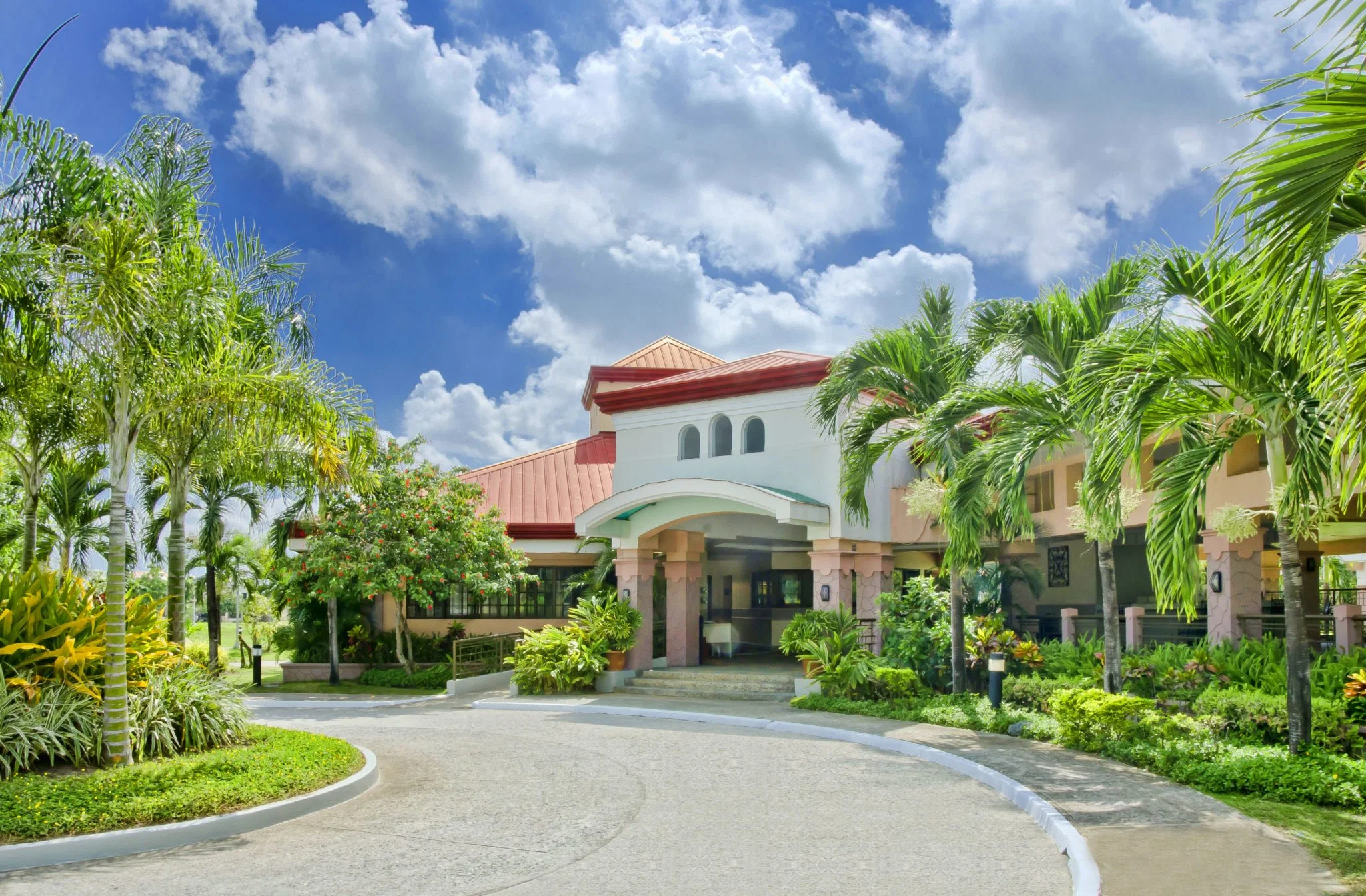 MGA-clubhouse-facade2.jpg