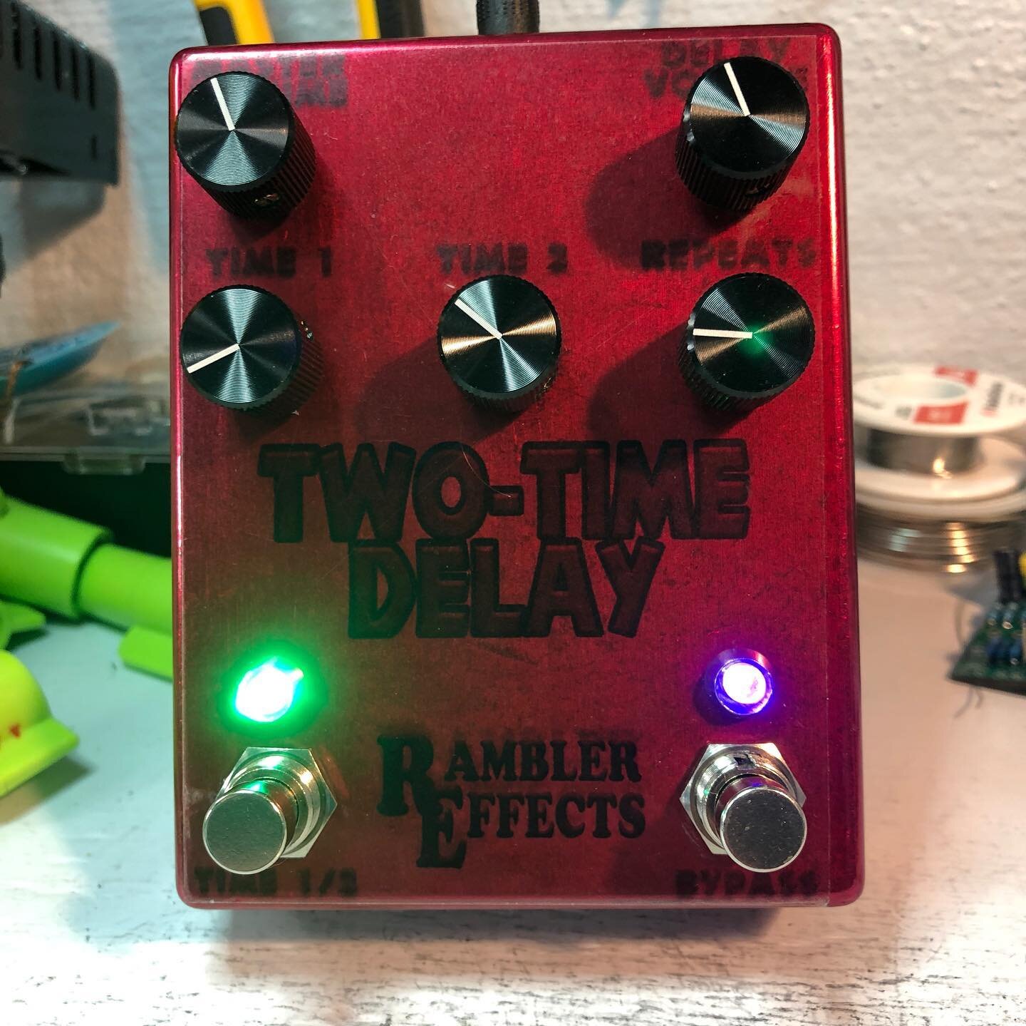 The newest addition the the Rambler Effects family - the Two-Time Delay.  Two switchable time knobs and both an master and wet volume knob. This was just finished last night so stay tuned for more!
