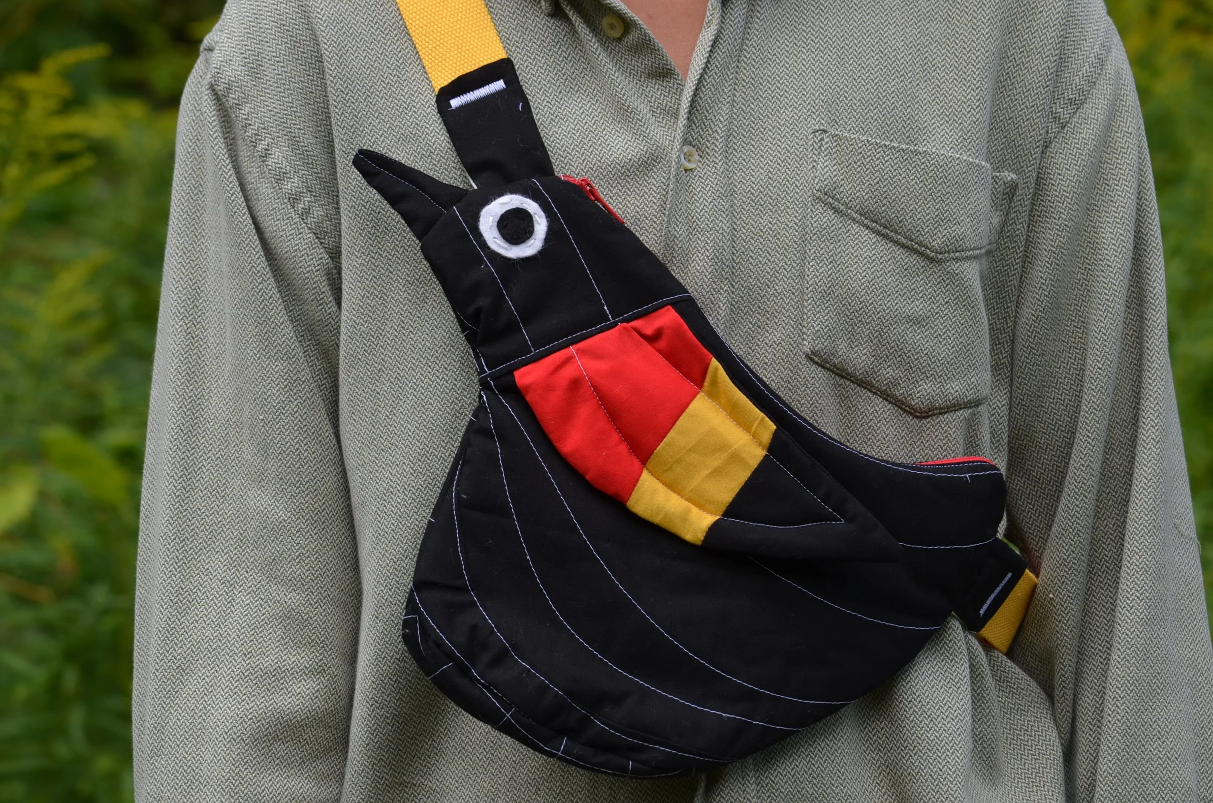 Fly Away Crossbody - Bird, Chicken, Duck Bag PDF Sewing Pattern - Mad ...