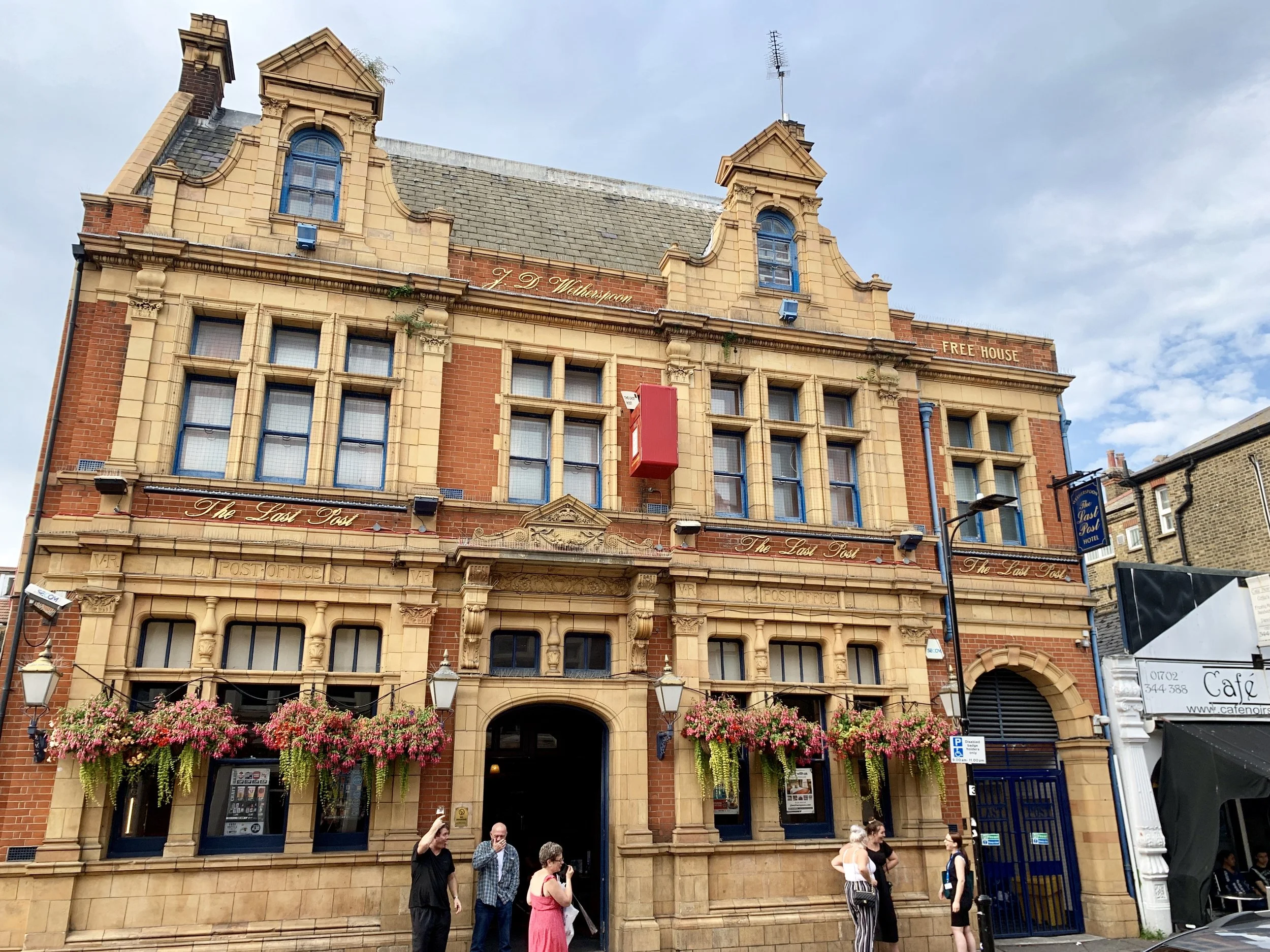 Once Upon a Layover in Southend-On-Sea