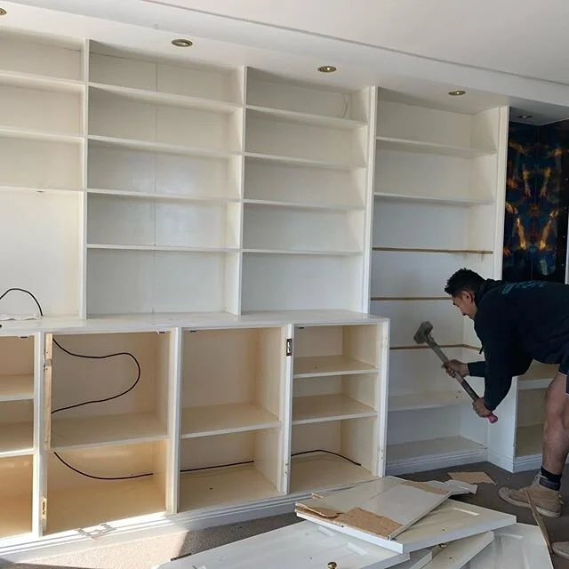 Cupboard doesn&rsquo;t stand a chance! Demolition time!!