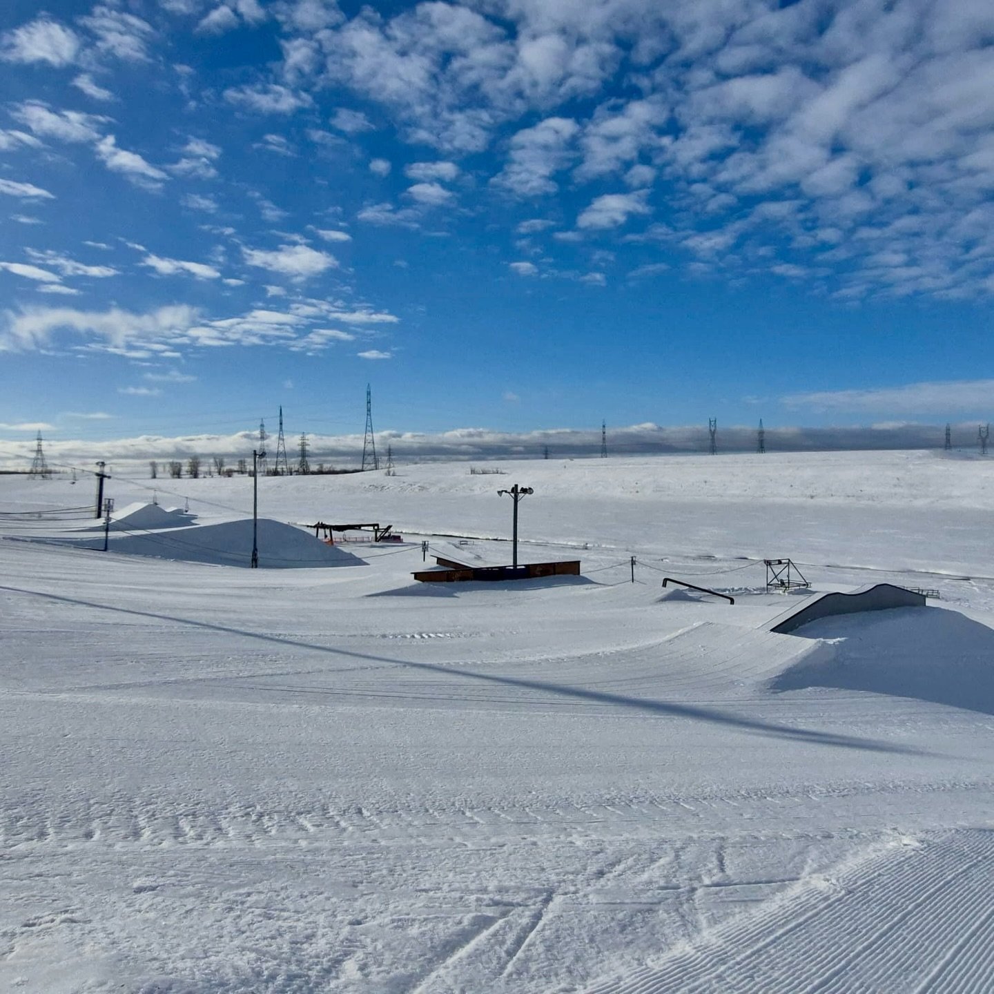 @springhillwinterpark is a go!!
Prairie Doggin&rsquo; stop four in Winnipeg, Manitoba for a fun little park refresher. Thanks everyone at @springhillwinterpark and @freestylemanitoba for having us back again!
#ASPparks #ASPrails