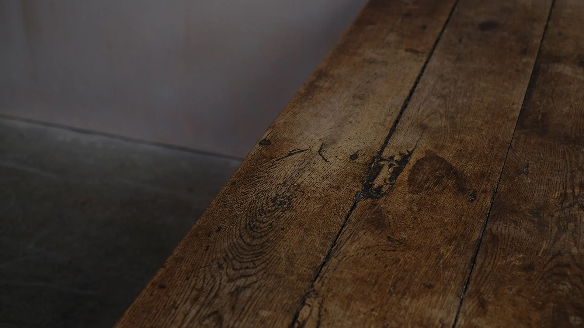Farmhouse-Elm-table-9.jpg