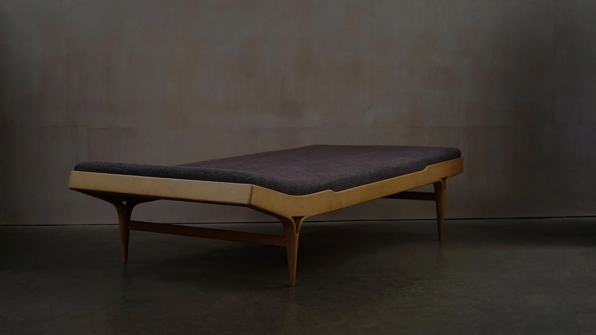 Mathsson-Daybed-3.jpg