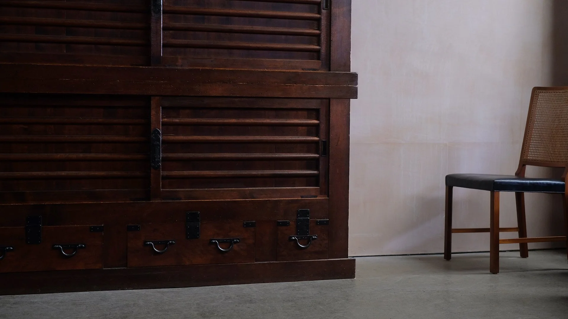 19th-Century-Large-Tansu-7.jpg