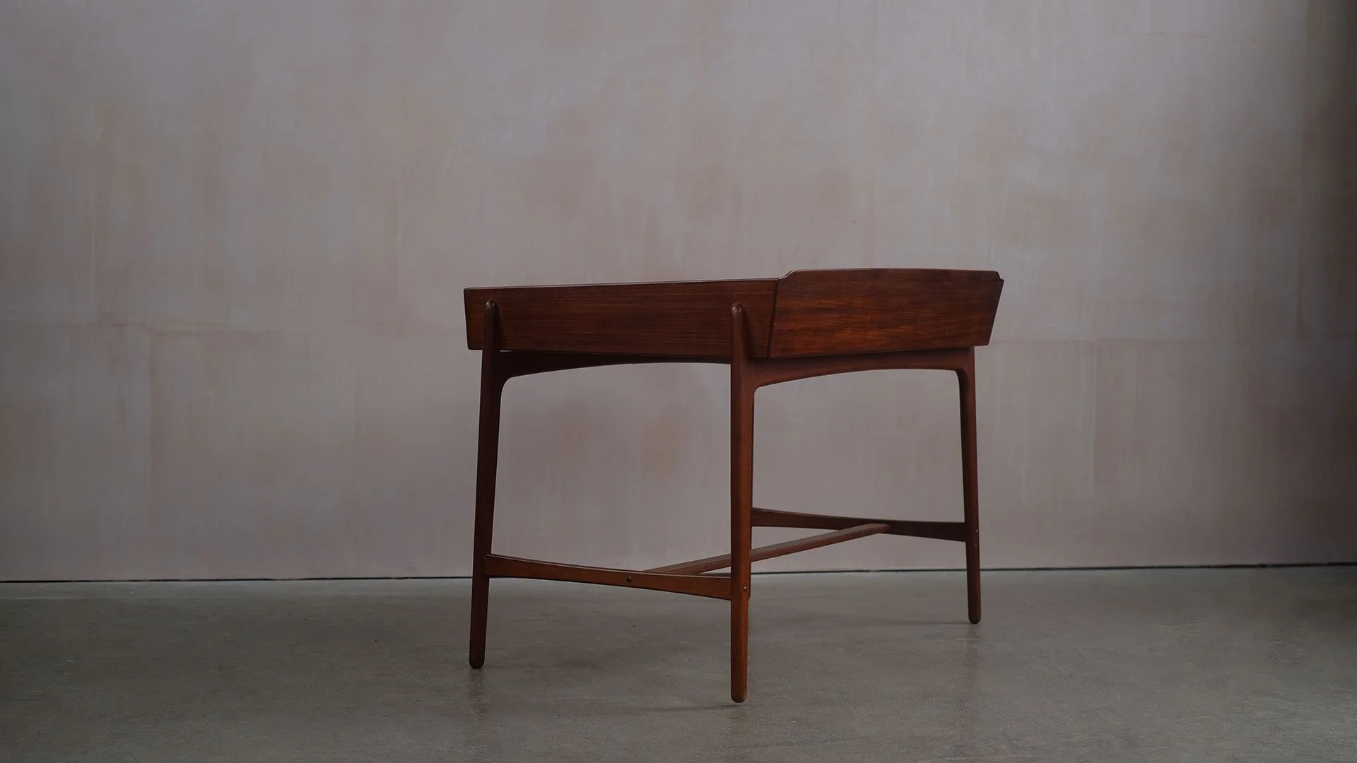 Svend-and-madsen-desk-10.jpg