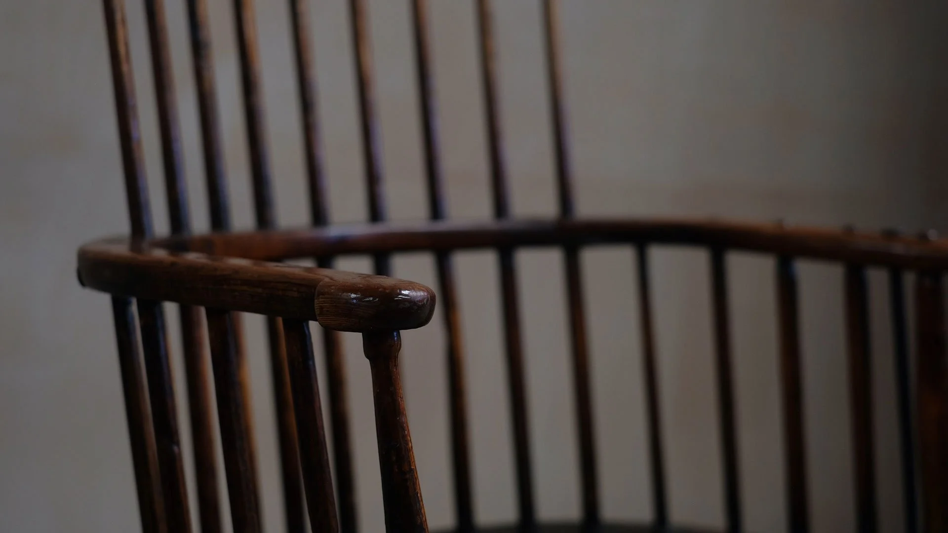 Ash-Windsor-Survivor-Chair-17.jpg