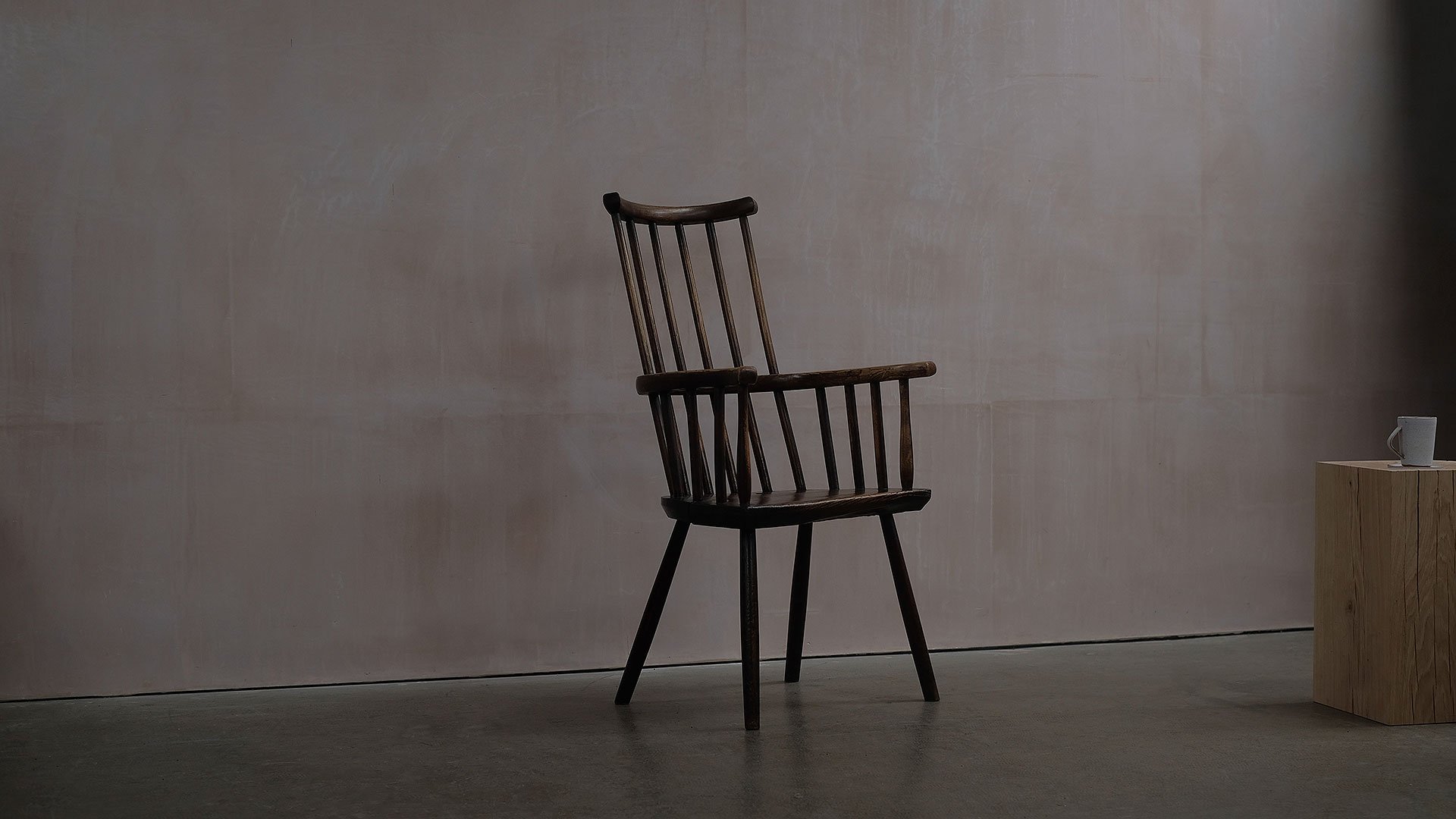 Horseshoe-Stick-Chair-3.jpg