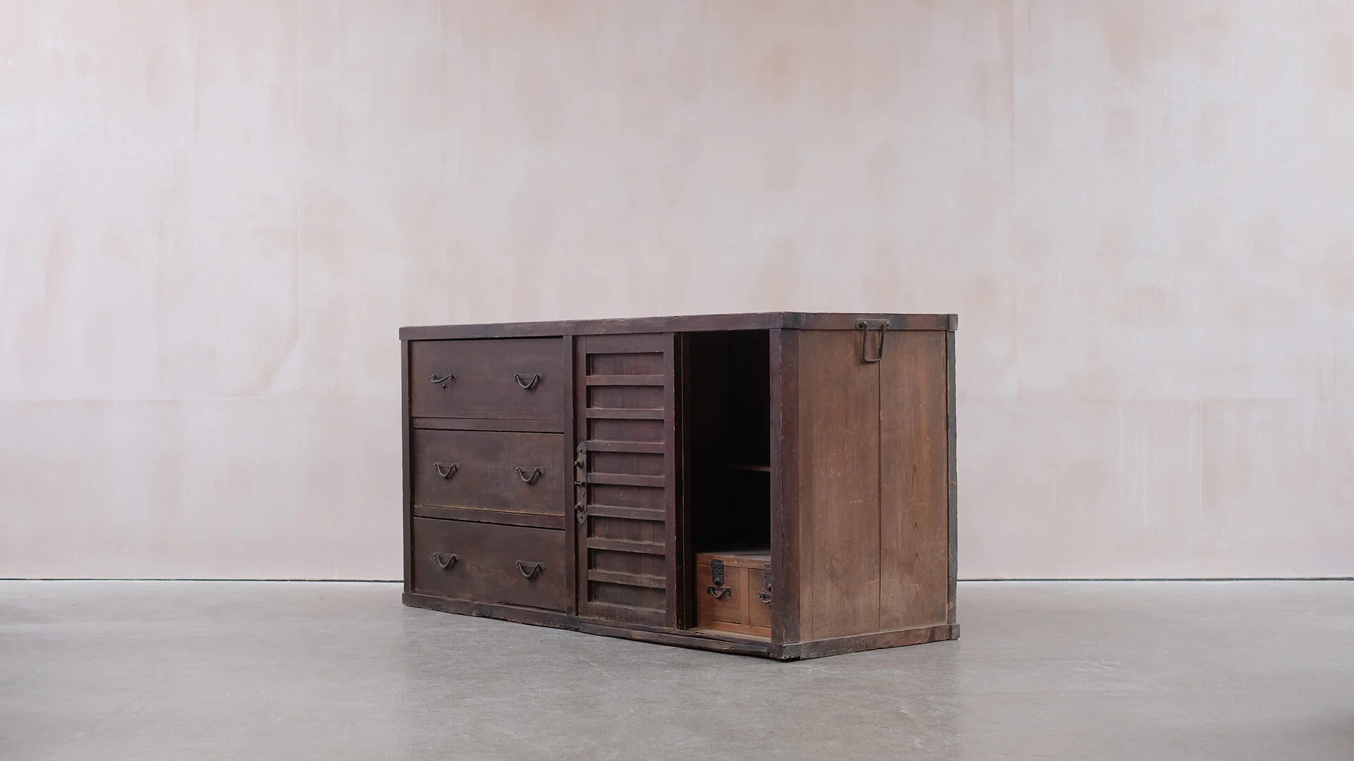 Large-Tansu-7.jpg