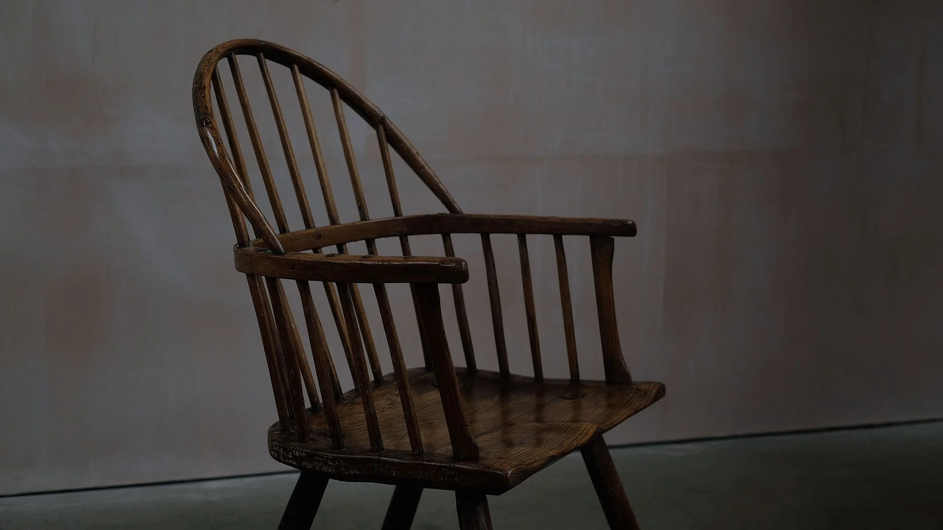 Low-Hoop-Chair-5.jpg