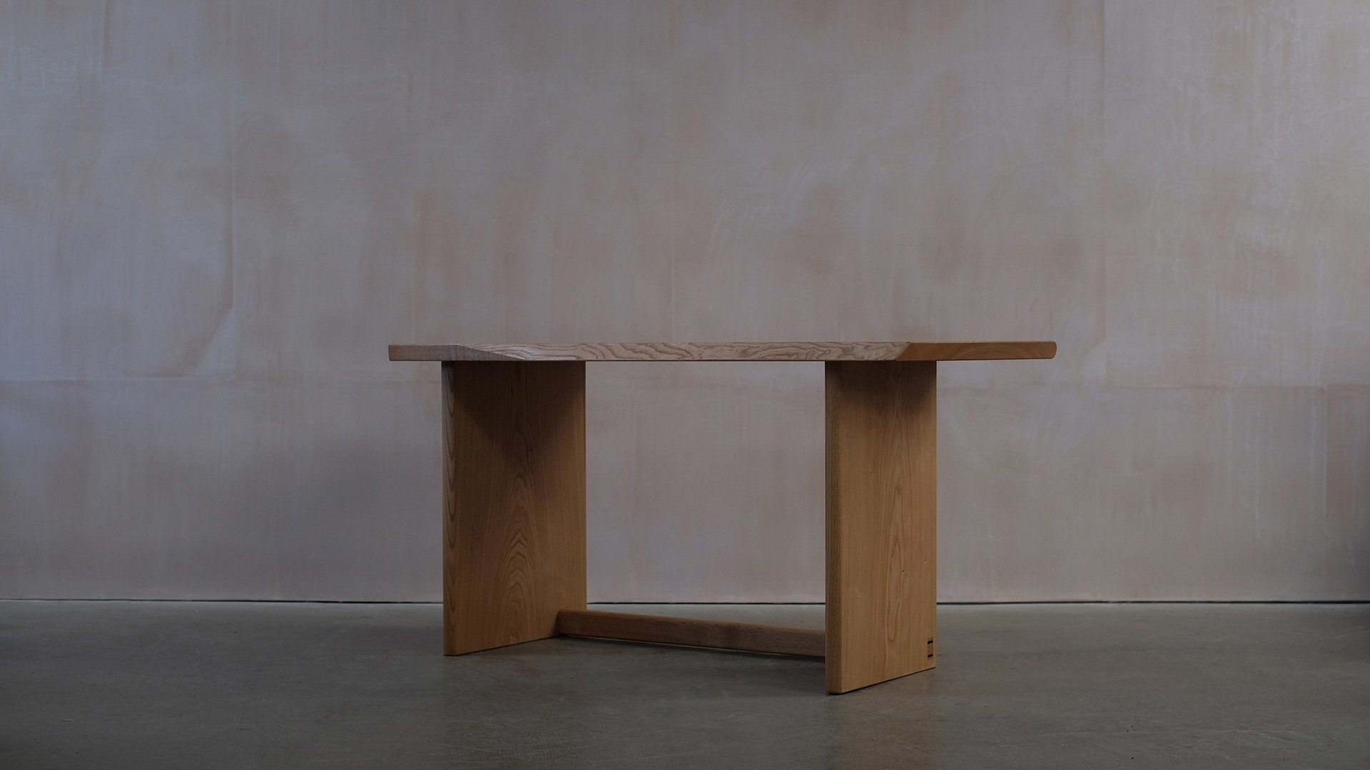 Freeform-Desk-3.jpg