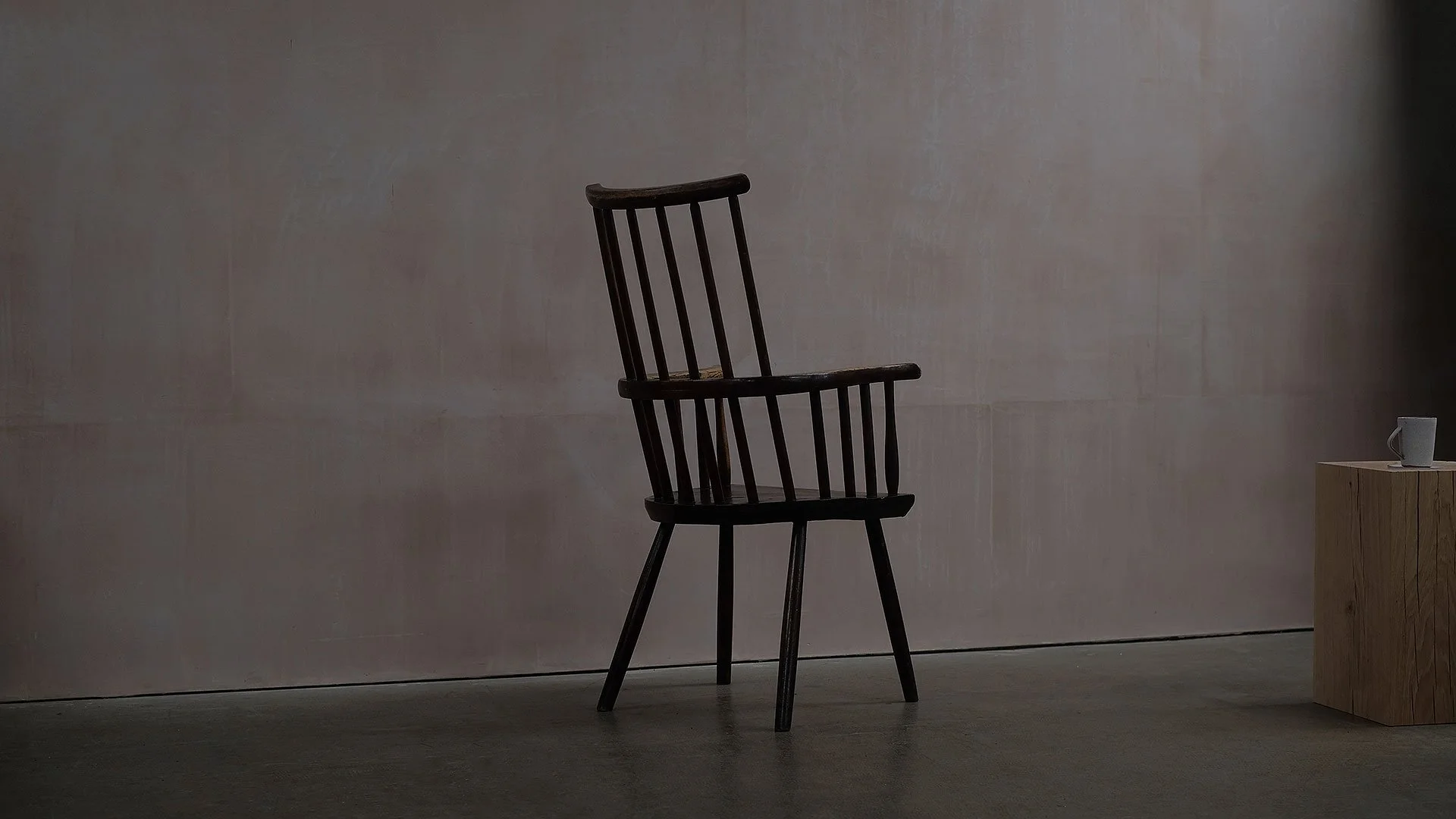 Horseshoe-Stick-Chair-7.jpg