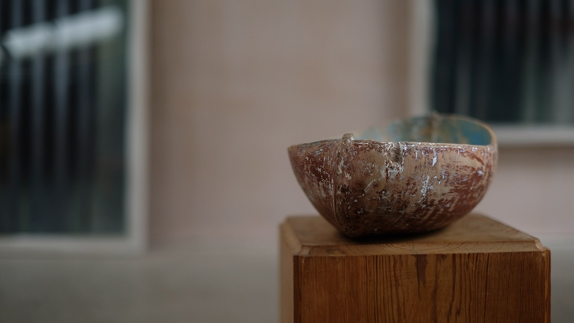 Boat-Bowl-blur-Back.jpg