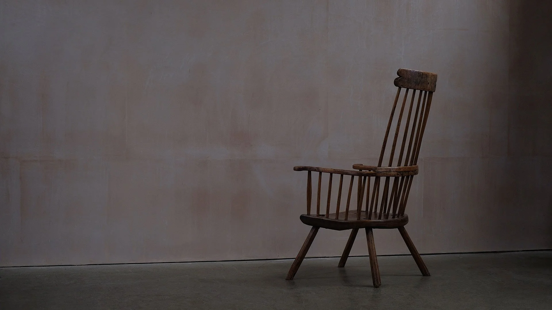 Double-Comb-Back-Chair-8.jpg