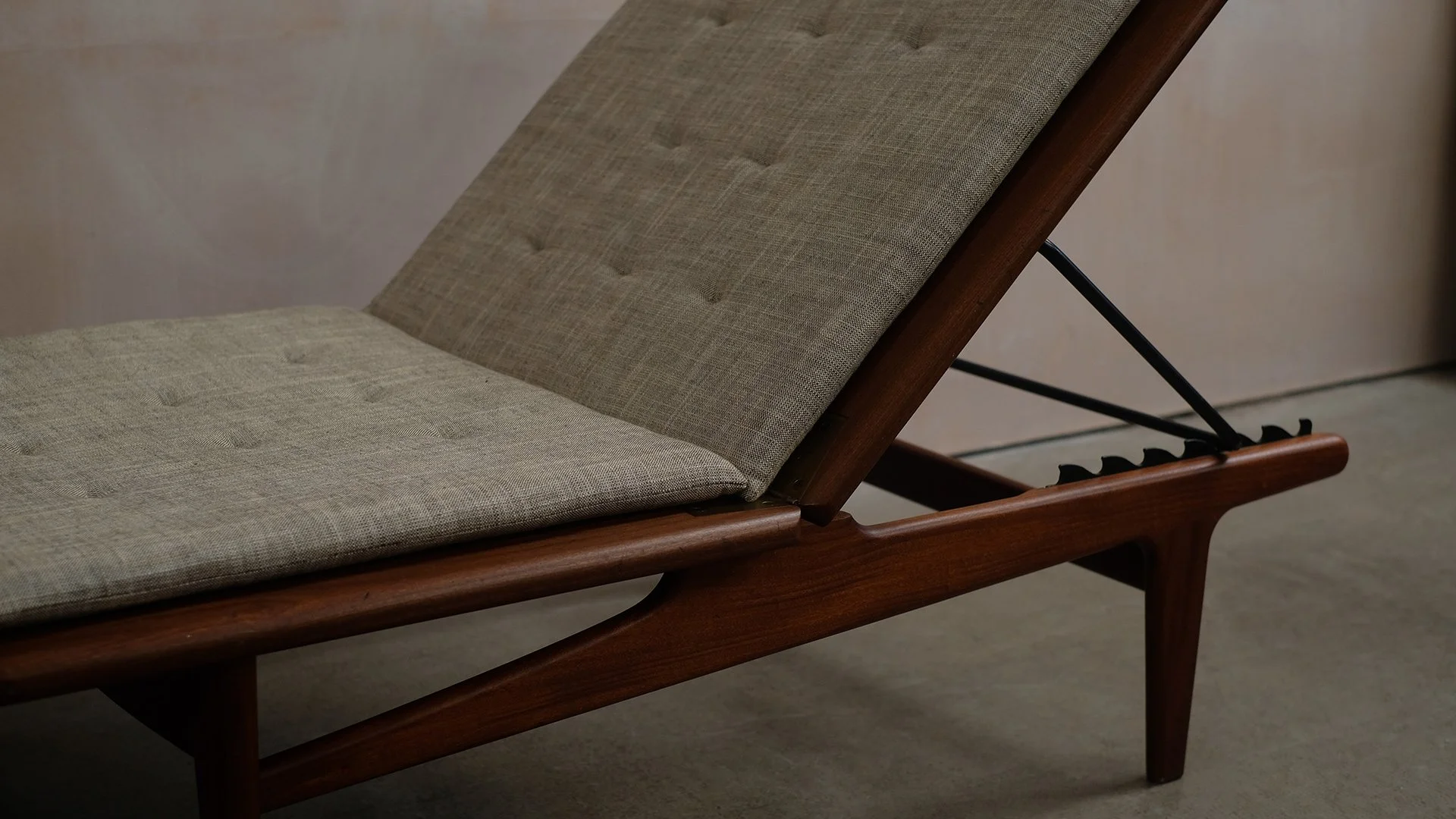 Hans-Wegner-GE1-Daybed-14.jpg