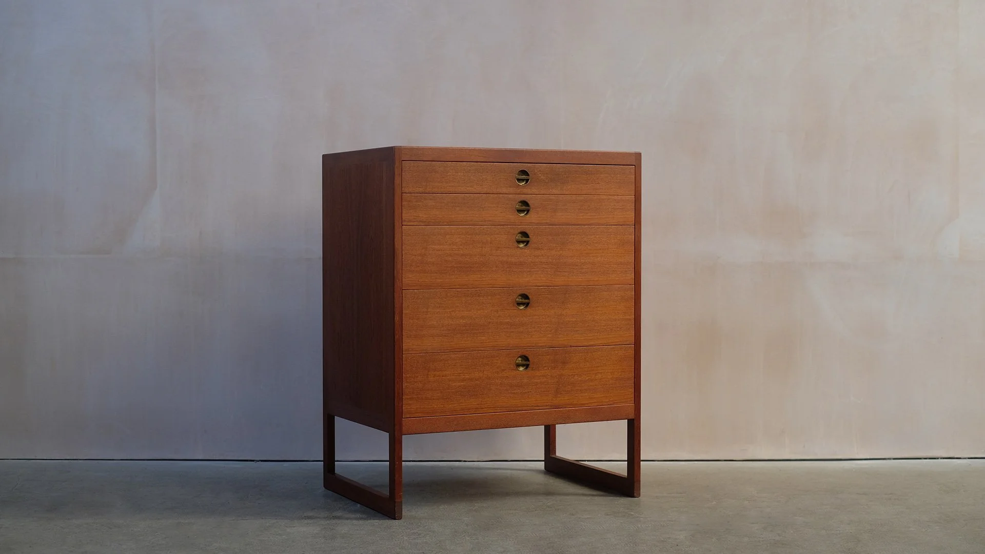 Mogensen-BM57-Drawers-2.jpg