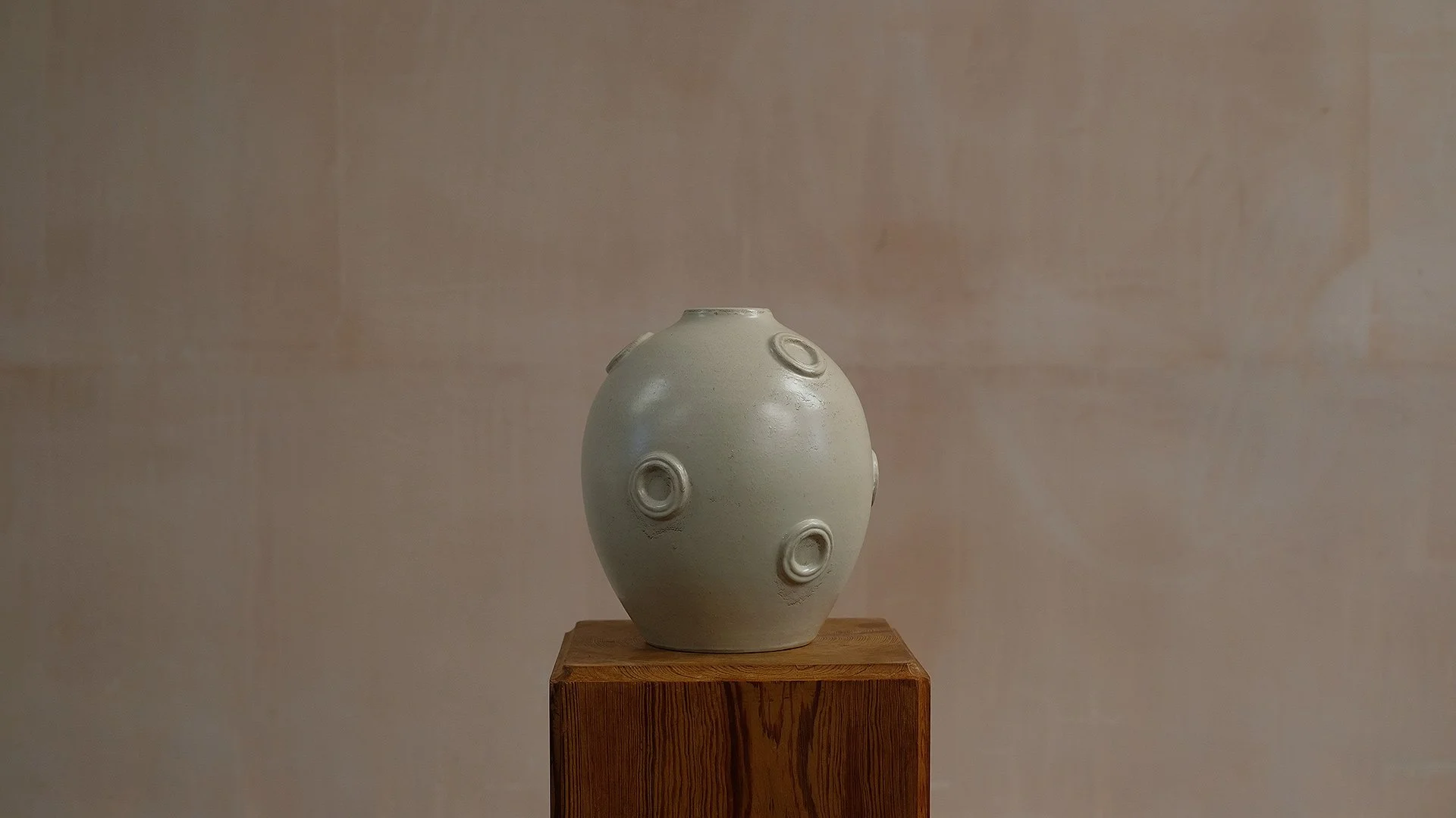 Jerk-Werkmaster-Large-Vase-3.jpg