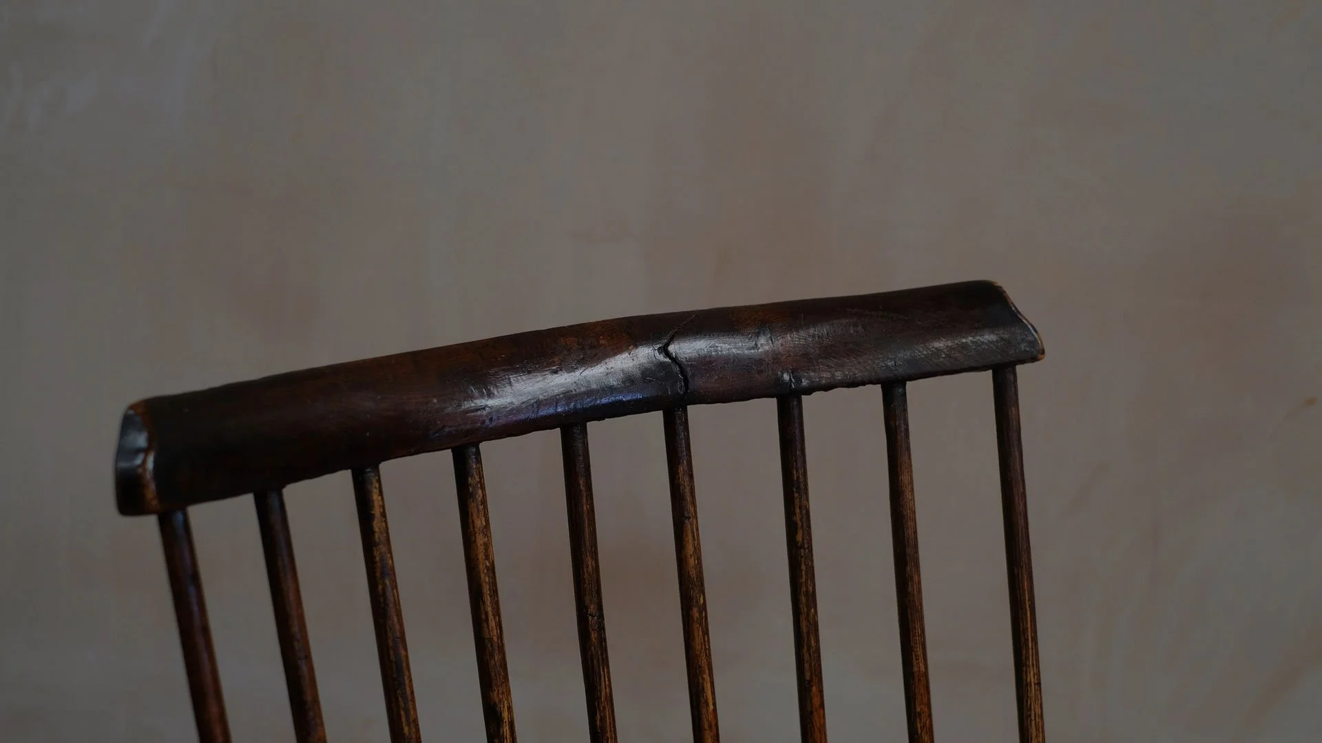 Ash-Windsor-Survivor-Chair-12.jpg