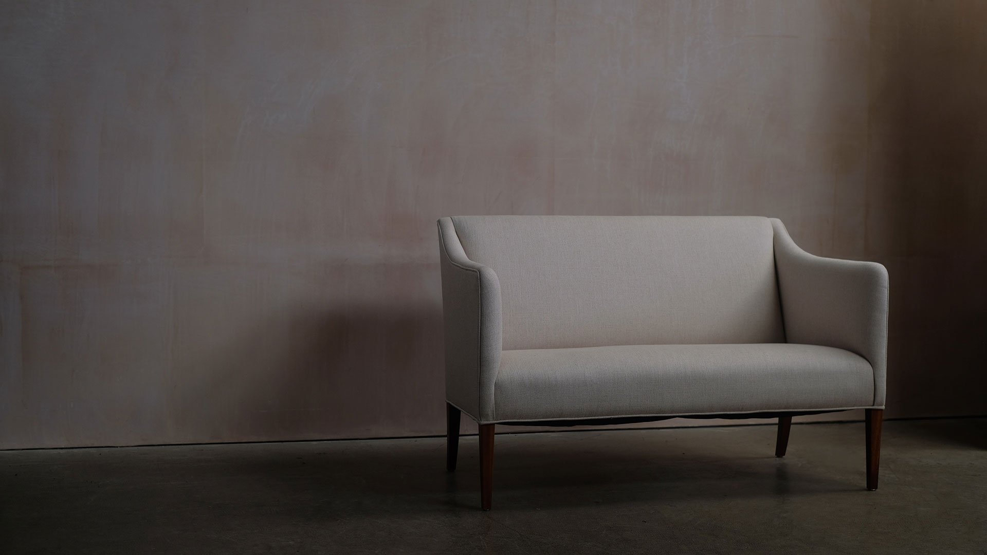 Ole-Wanscher-Sofa-1.jpg