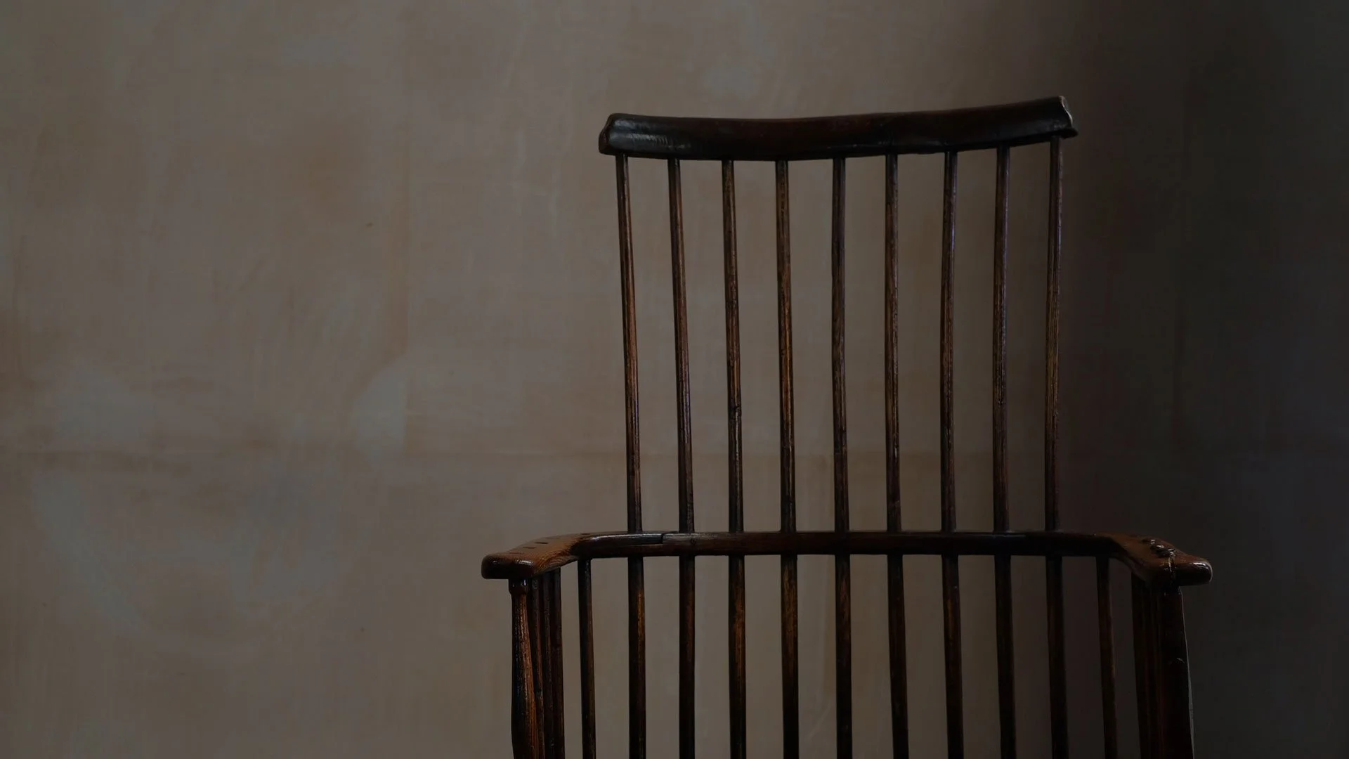 Ash-Windsor-Survivor-Chair-18.jpg