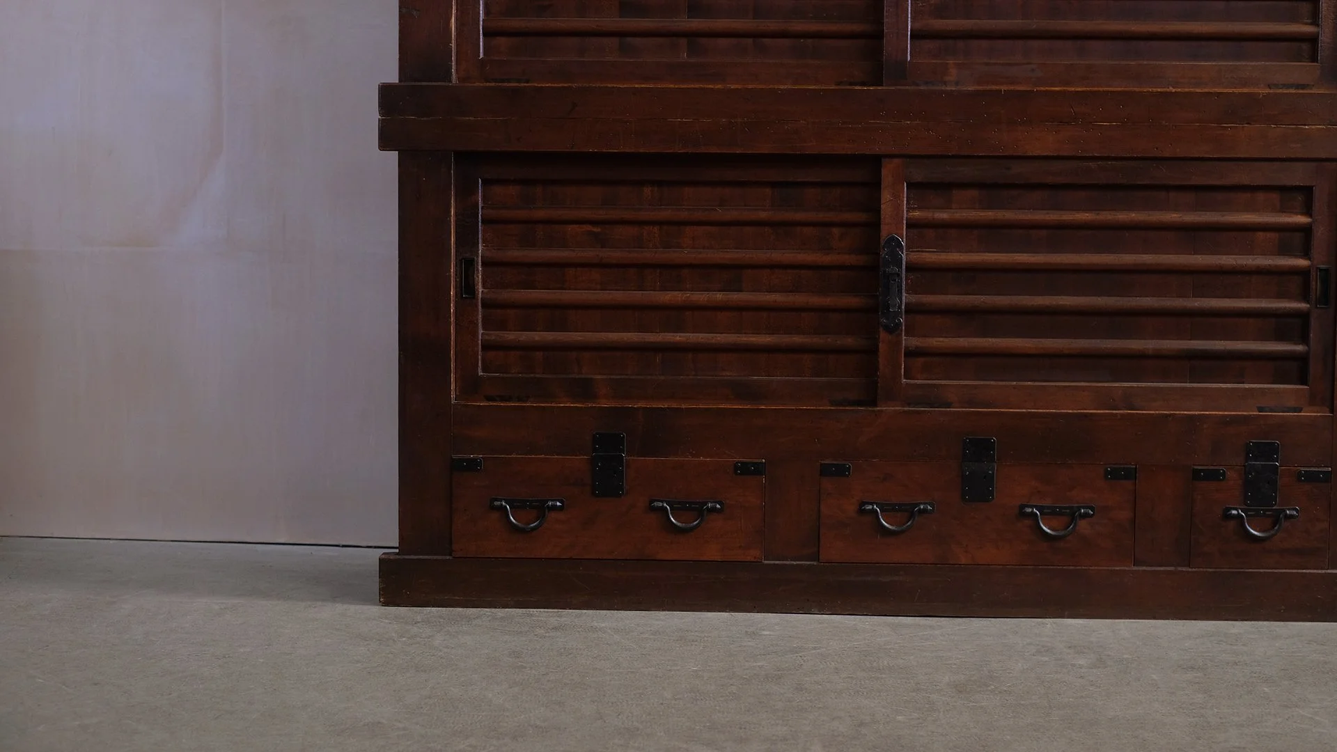 19th-Century-Large-Tansu-8.jpg