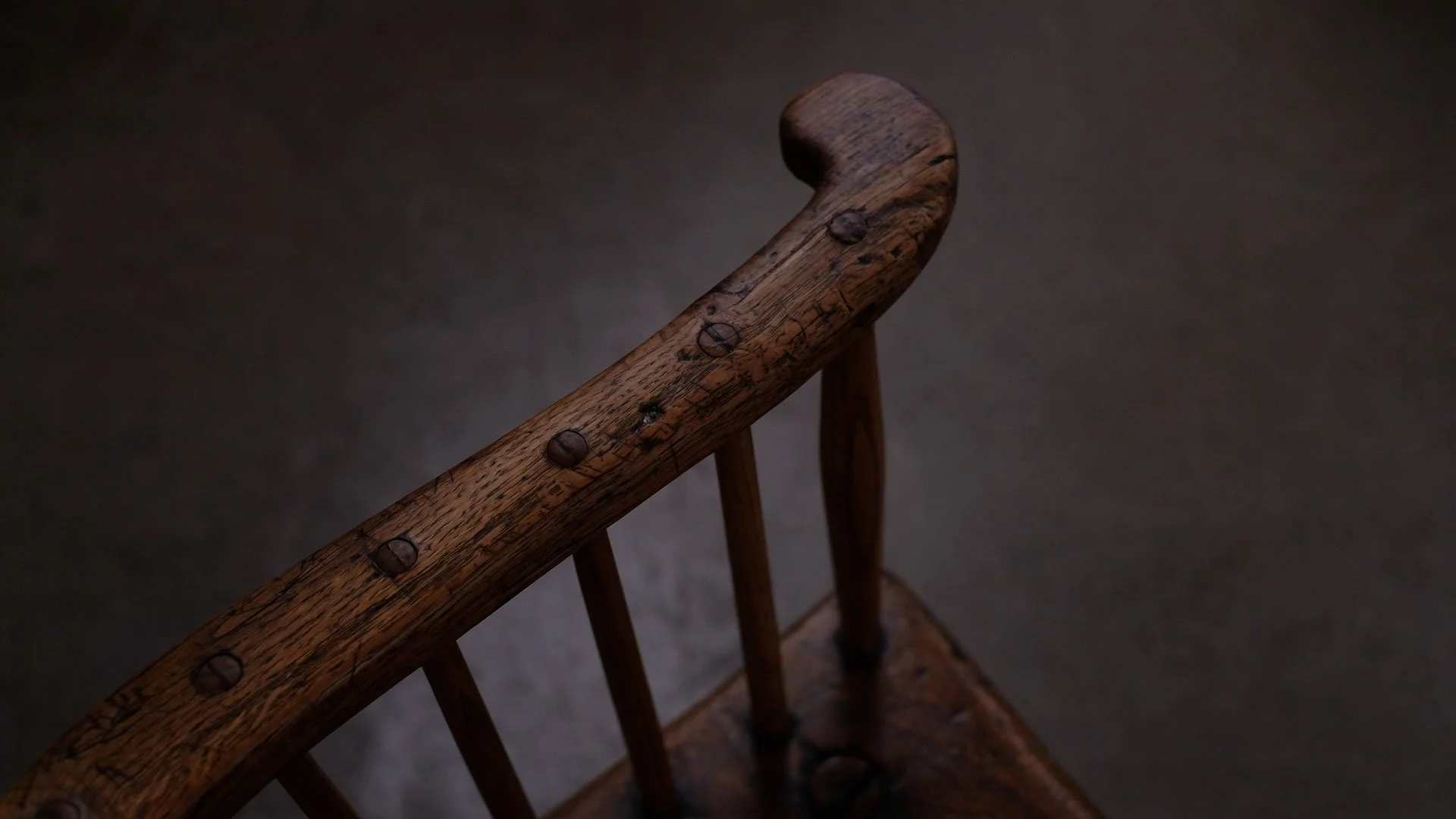 Double-Comb-Back-Chair-13.jpg