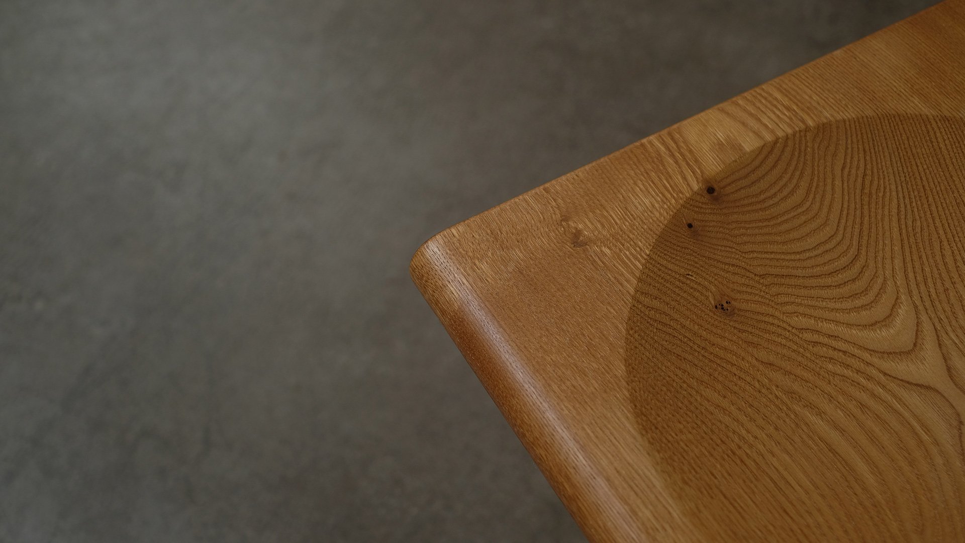 Elm-Bench-9.jpg