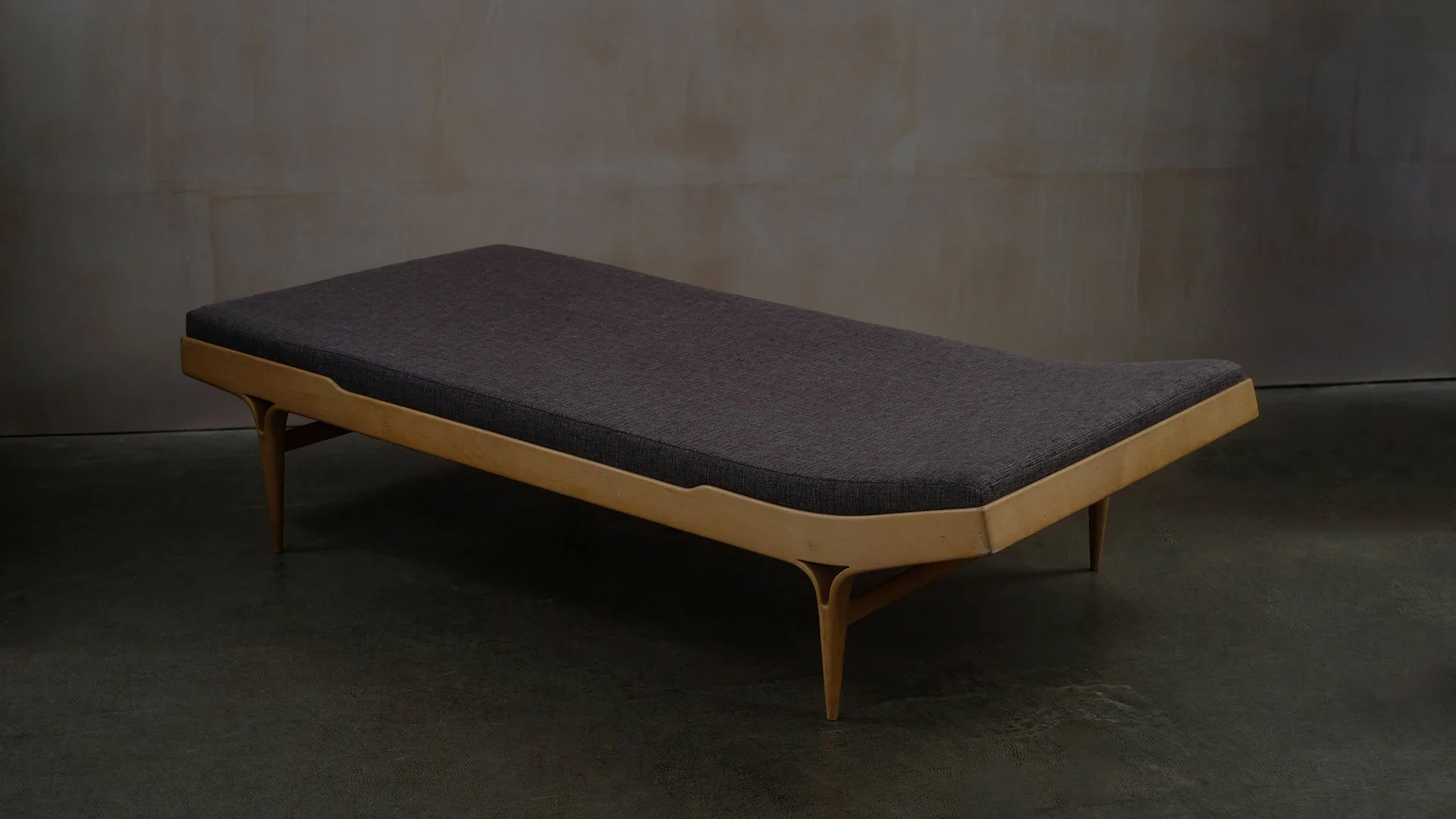 Mathsson-Daybed-7.jpg