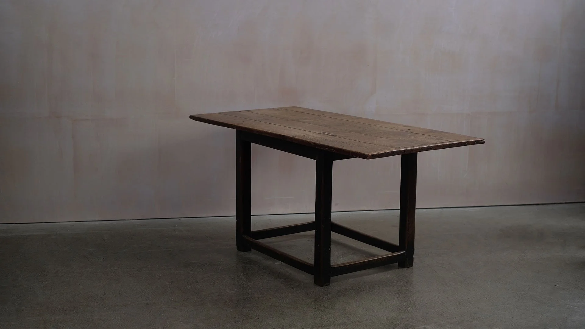 Farmhouse-Elm-table-5.jpg