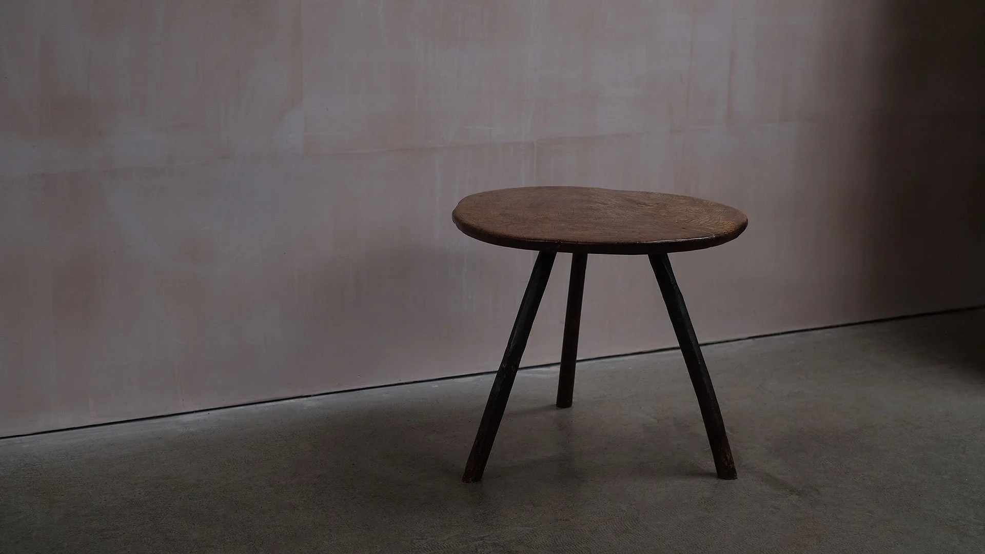 Primitive-Cricket-Table-1.jpg