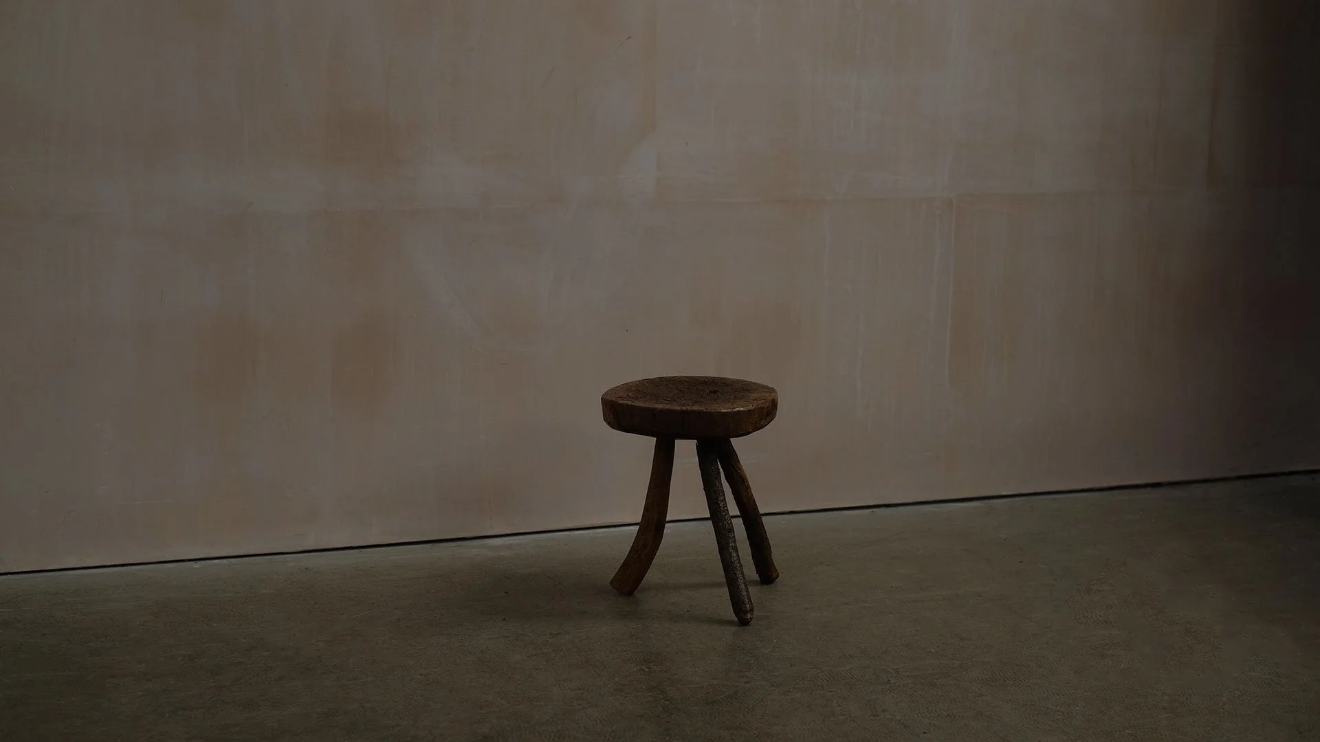 Hedgerow-Stool-1.jpg
