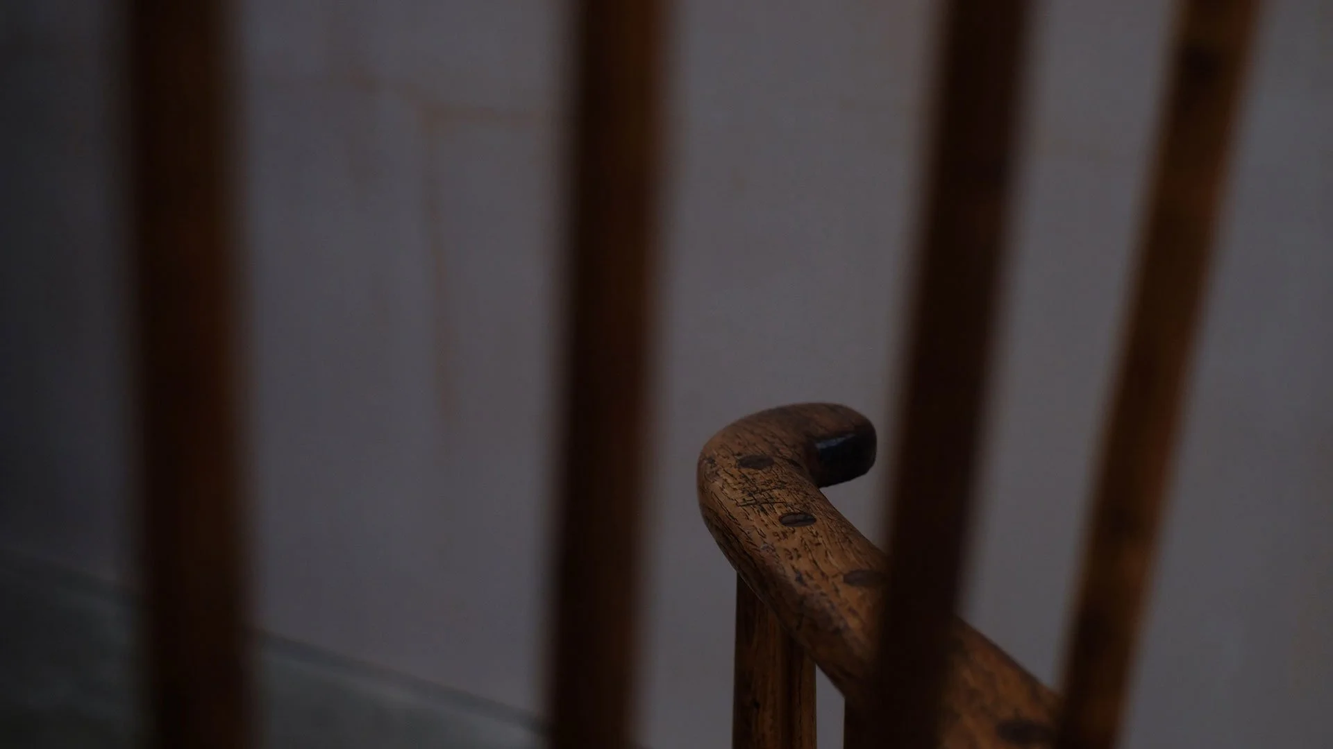 Double-Comb-Back-Chair-20.jpg