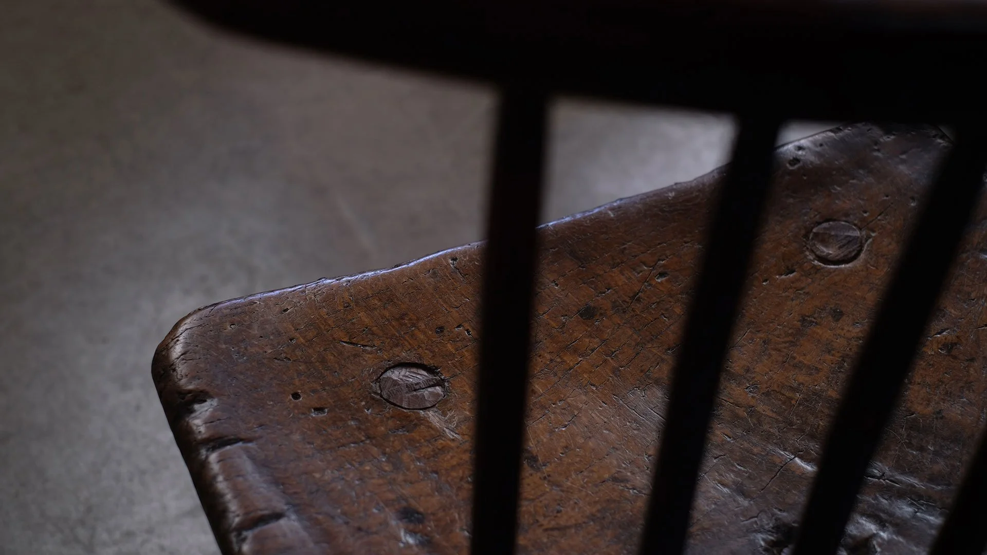 Primitive-Low-Chair-3-Legs-14.jpg