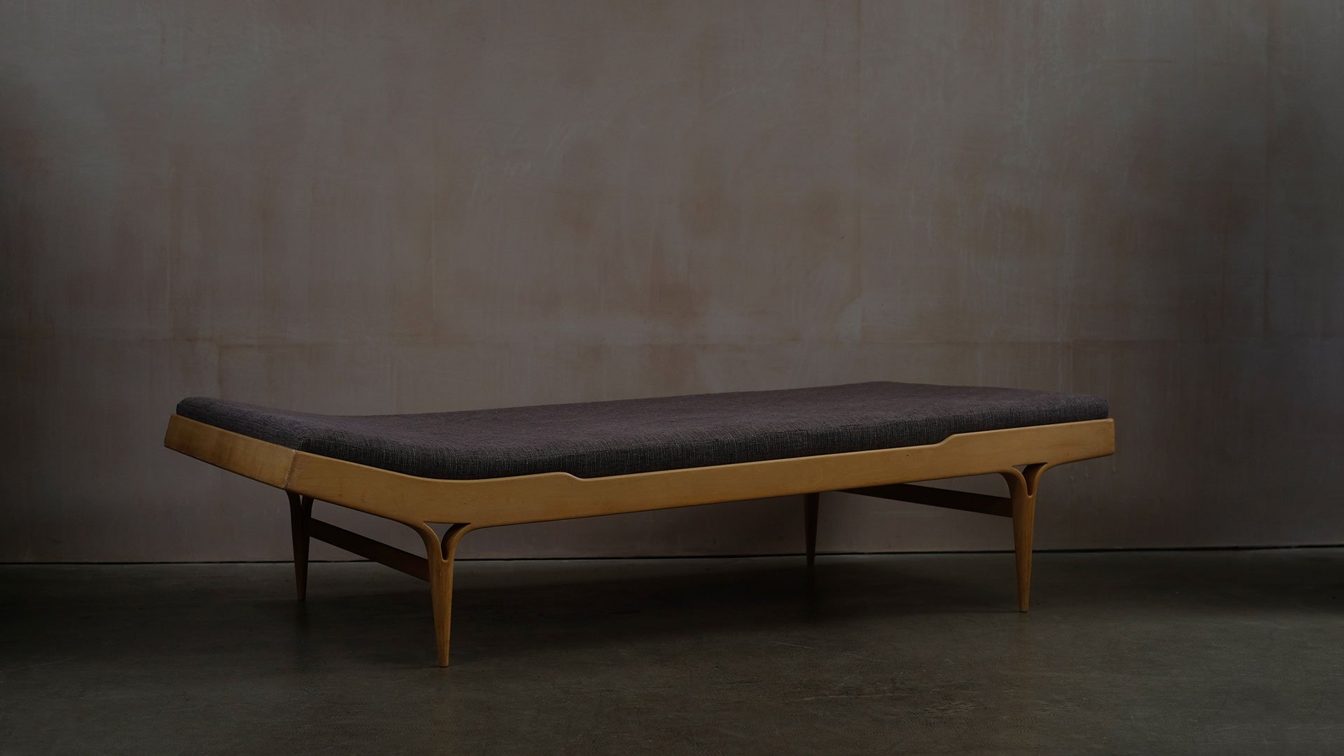 Mathsson-Daybed-1.jpg